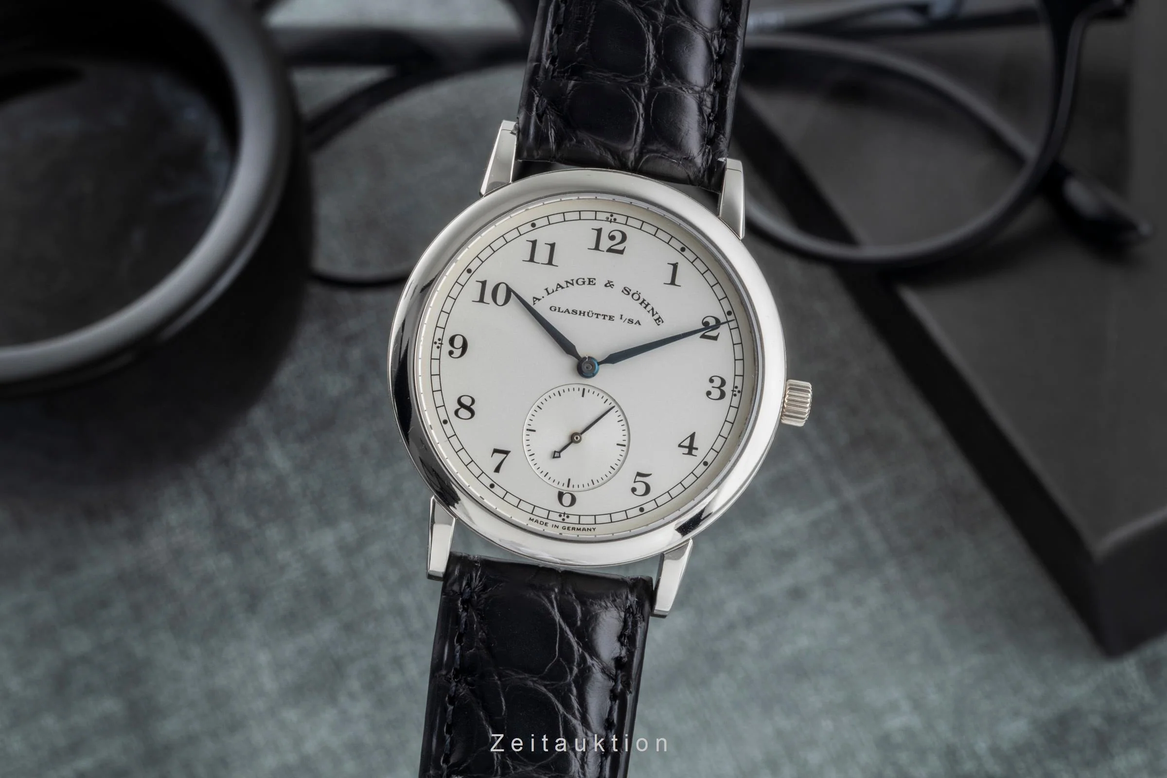 A. Lange & Söhne 1815 platinium manual winding men's watch 206.025  [2506518] - Image 2