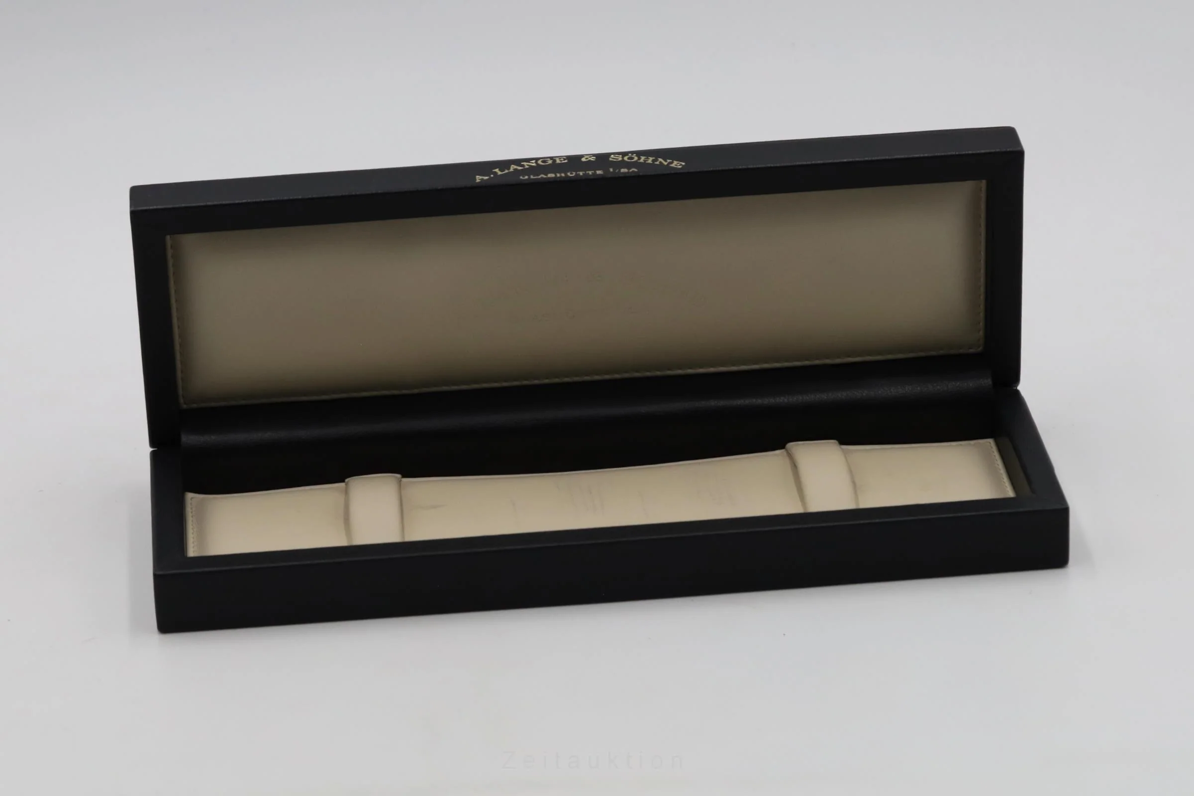 A. Lange & Söhne 1815 platinium manual winding men's watch 206.025  [2506518] - Image 9