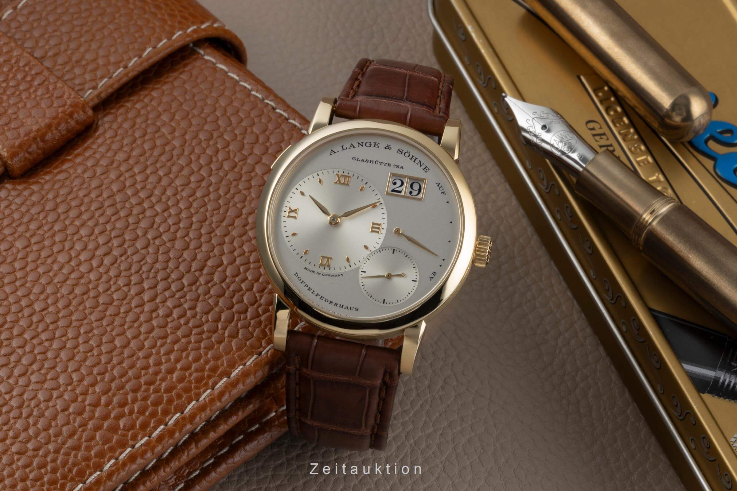 A. Lange & Söhne Lange 1 18 ct gold manual winding men's watch 191.021  [2501550] - Image 4