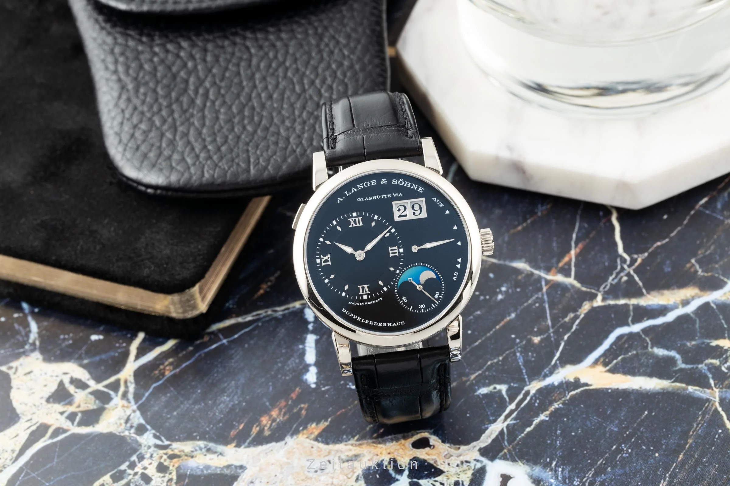 A. Lange & Söhne Lange 1 18 ct white gold manual winding men's watch 192.029 LP: 43900EUR  [2111147] - Image 3