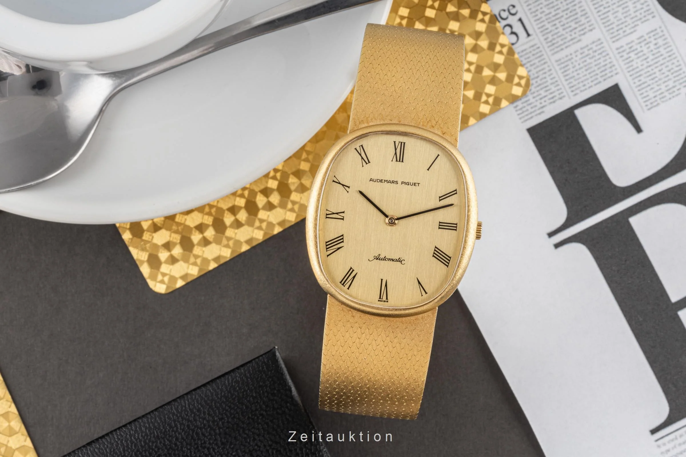 Audemars Piguet Ellipse Jumbo 18 ct gold automatic men's watch  [2305910] - Image 3
