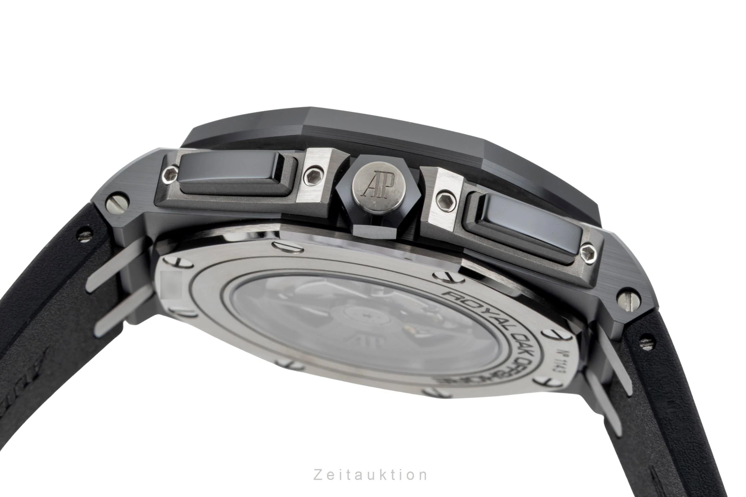 Audemars Piguet Royal Oak ceramic / titanium automatic men's watch 26405CE.OOA002CA.01 LP: 54400EUR  [2601219] - Image 13