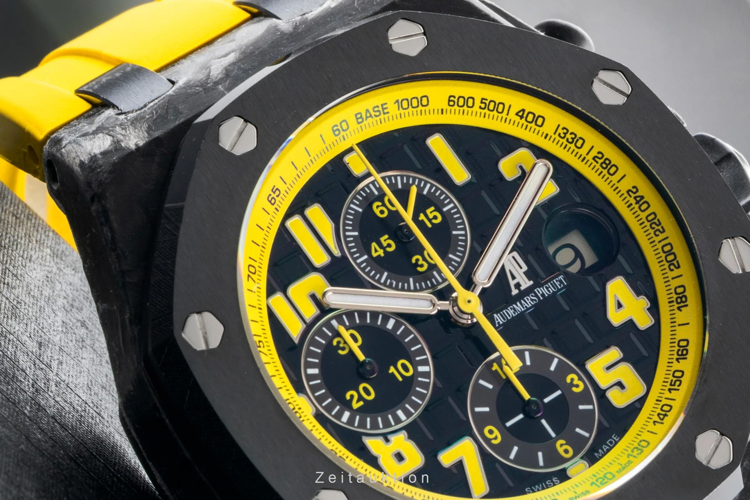 Audemars Piguet Royal Oak chronograph carbon automatic men's watch 26176FO  [2601046] - Image 15