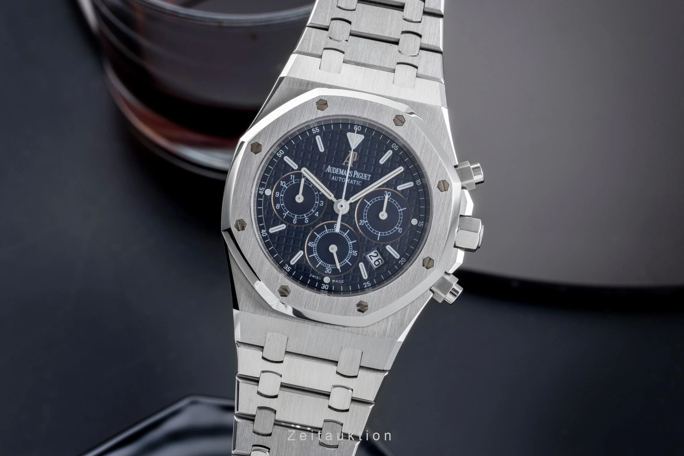 Audemars Piguet Royal Oak chronograph steel automatic men's watch 25860ST.OO.1110ST.03  [2506652] - Image 2