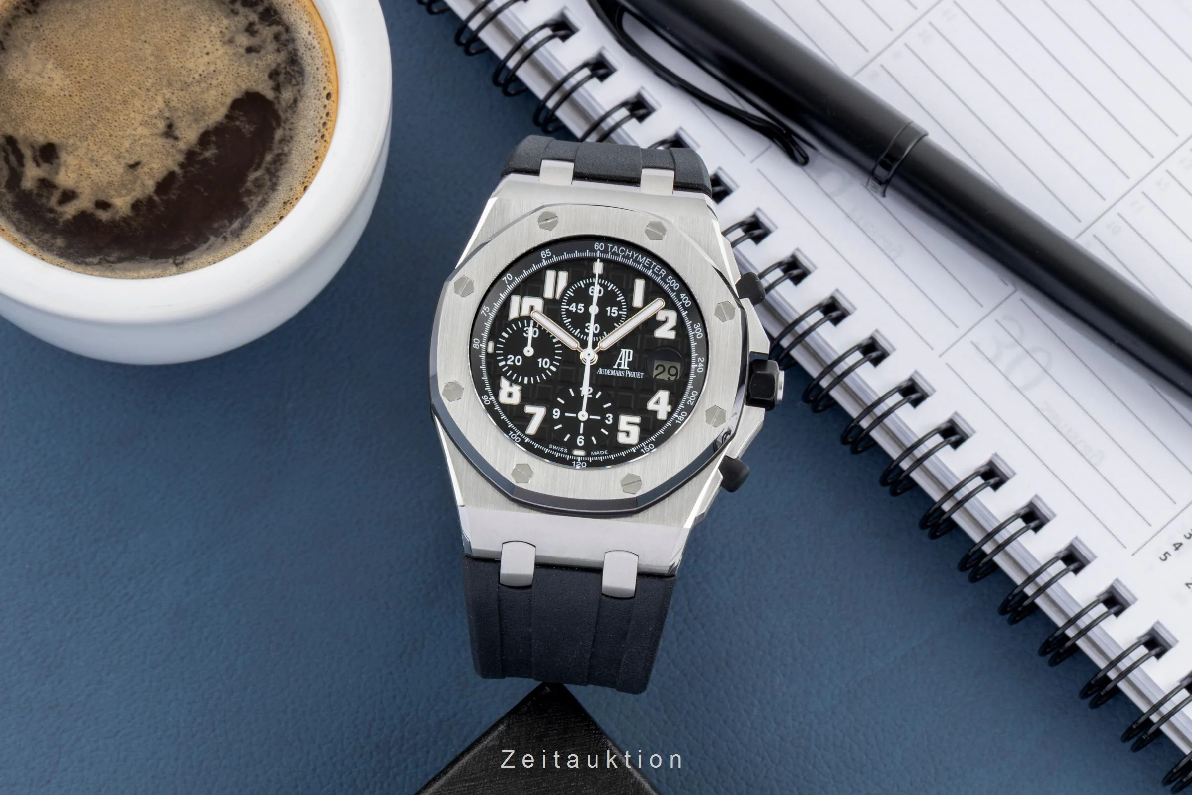 Audemars Piguet Royal Oak chronograph steel automatic men's watch 26020ST  [2601221] - Image 4