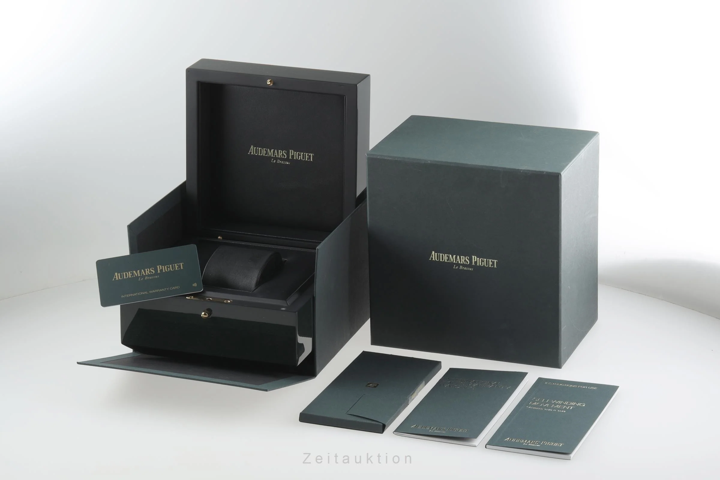 Audemars Piguet Royal Oak steel automatic men's watch 15450ST.OO.1256ST.03  [2202987] - Image 8