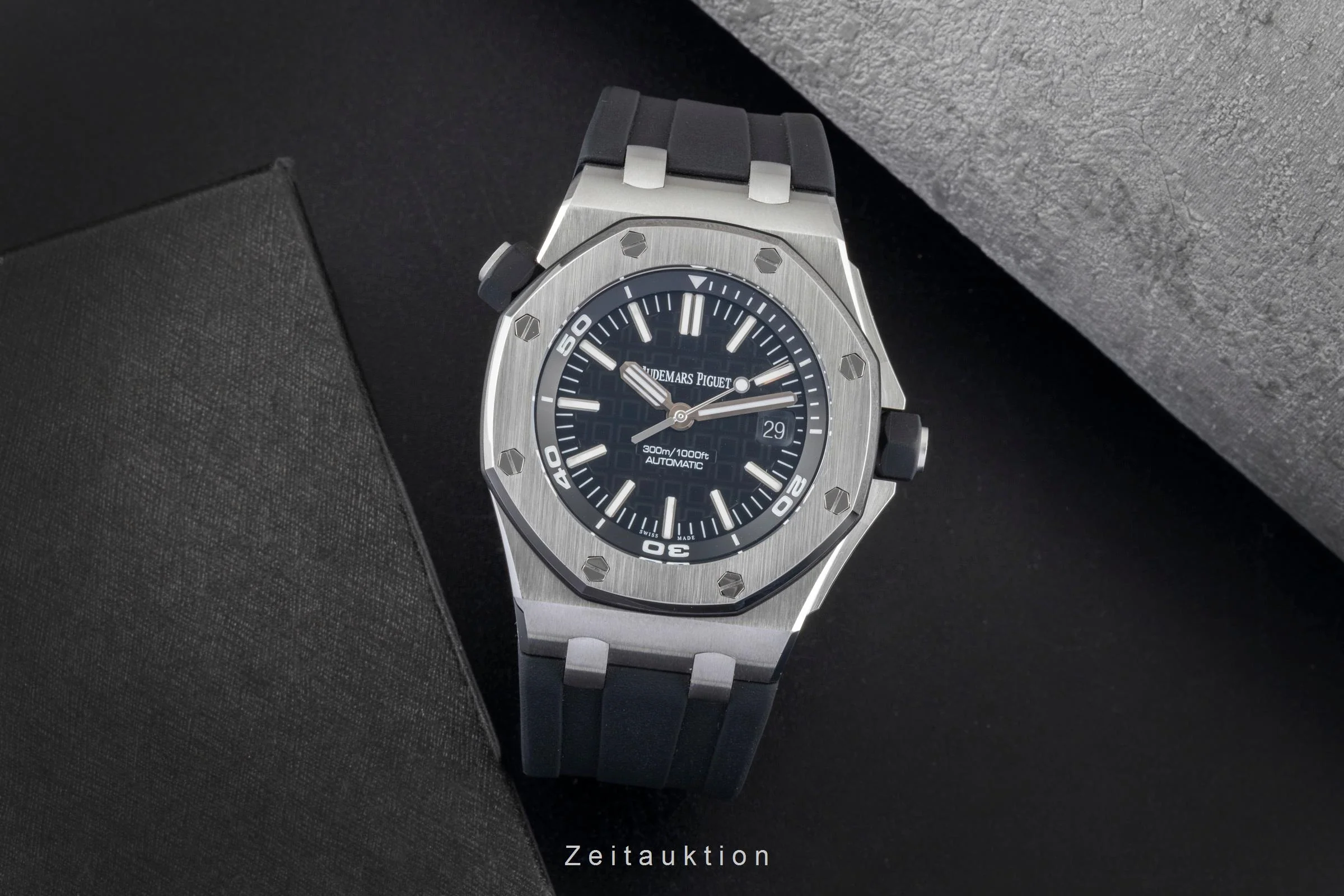 Audemars Piguet Royal Oak steel automatic men's watch 15710ST.00.A002CA.01 LP: 25900EUR  [2600015] - Image 4