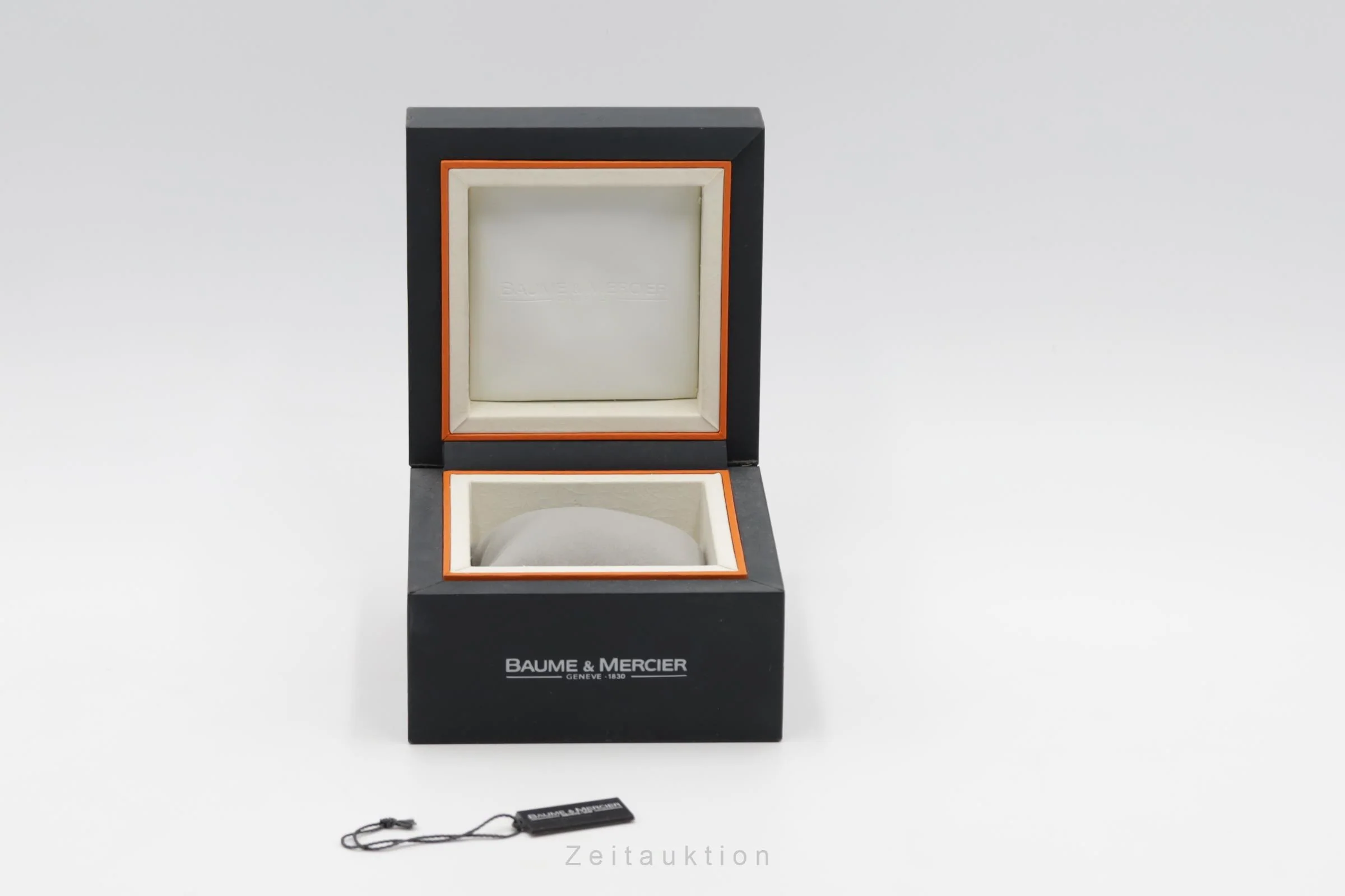 Baume & Mercier Classima chronograph steel automatic men's watch MOA08733  65591  [2505636] - Image 9