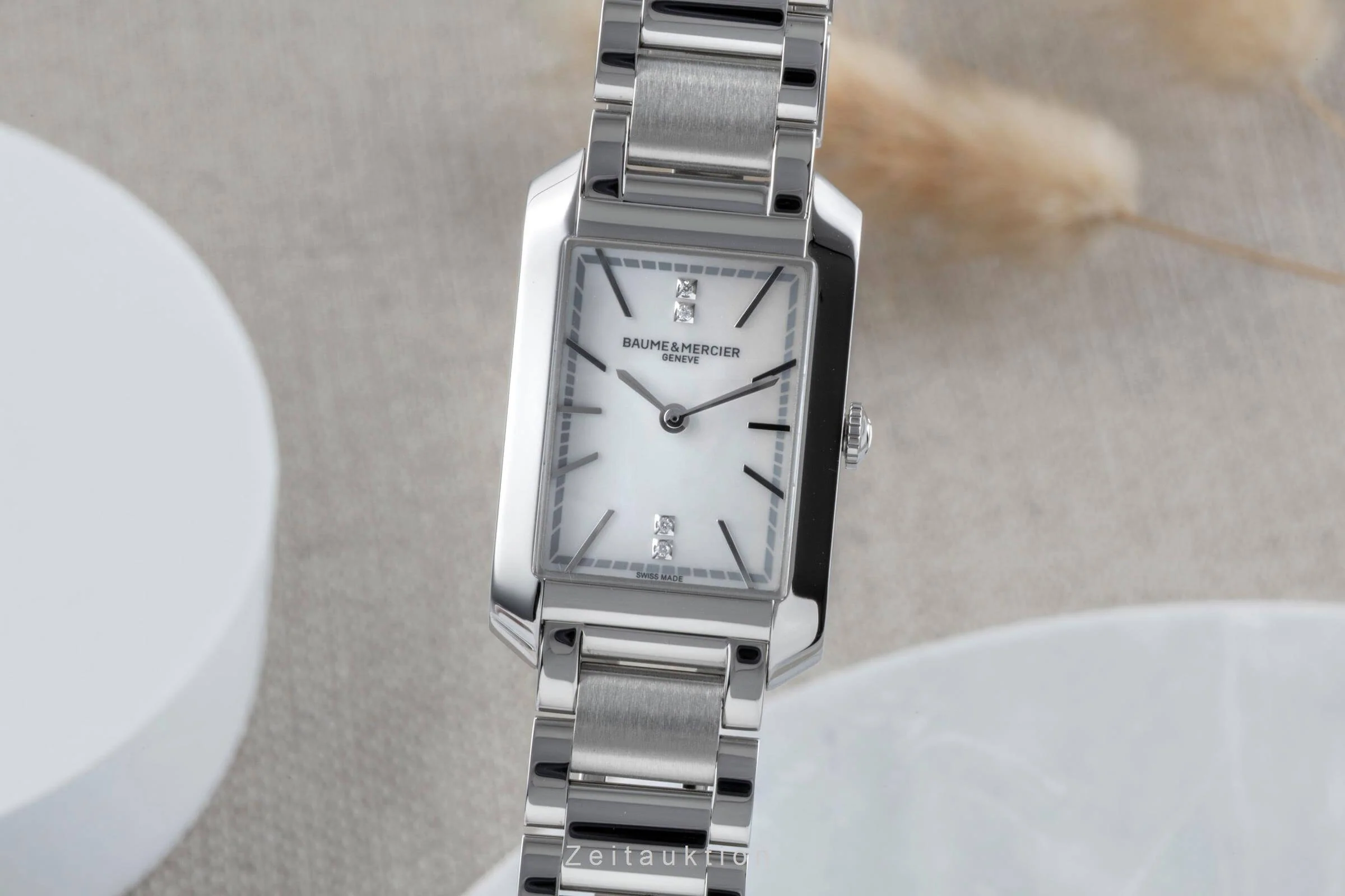 Baume & Mercier Hampton steel quartz women's watch M0A10474  [2502170] - Image 2