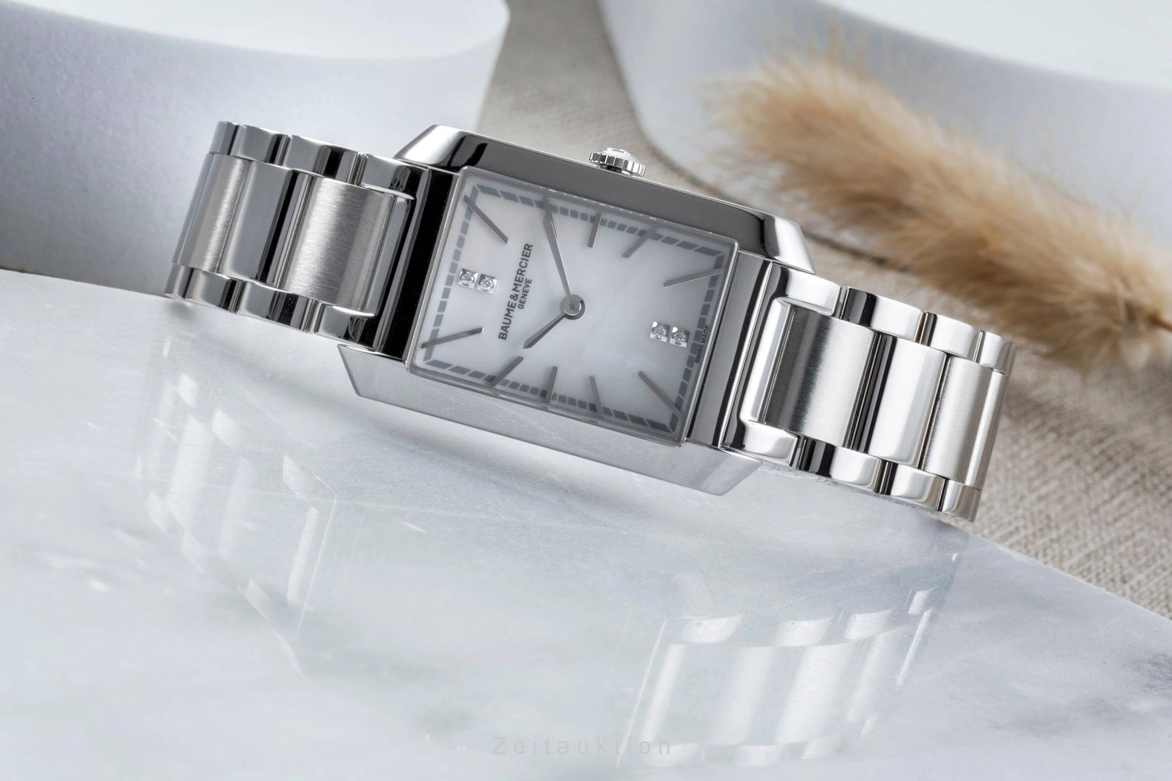 Baume & Mercier Hampton steel quartz women's watch M0A10474  [2502170] - Image 3