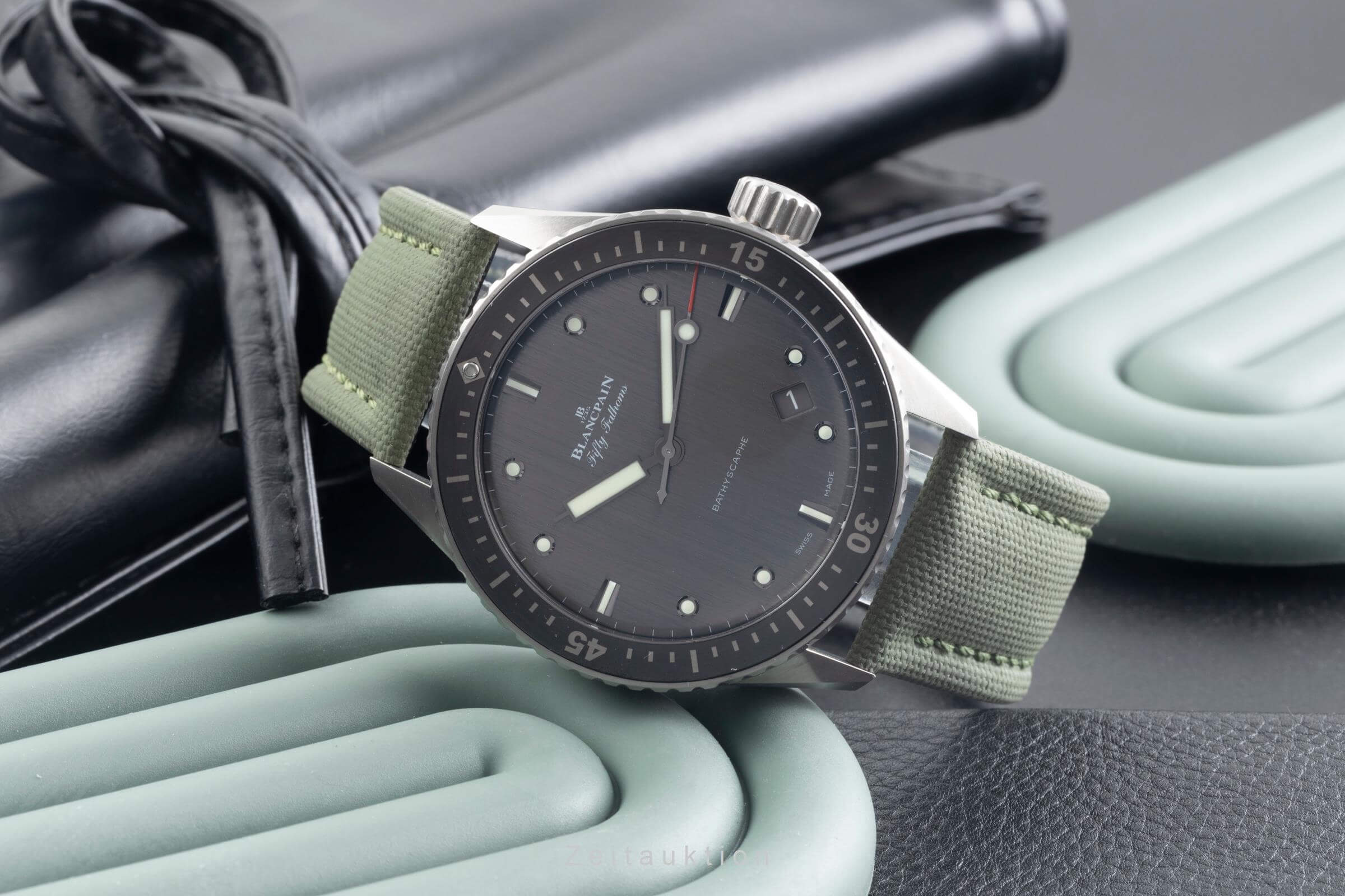 Blancpain Fifty Fathoms titanium automatic men's watch 5000-1210-G52A LP: 13300EUR  [2500642] - Image 3