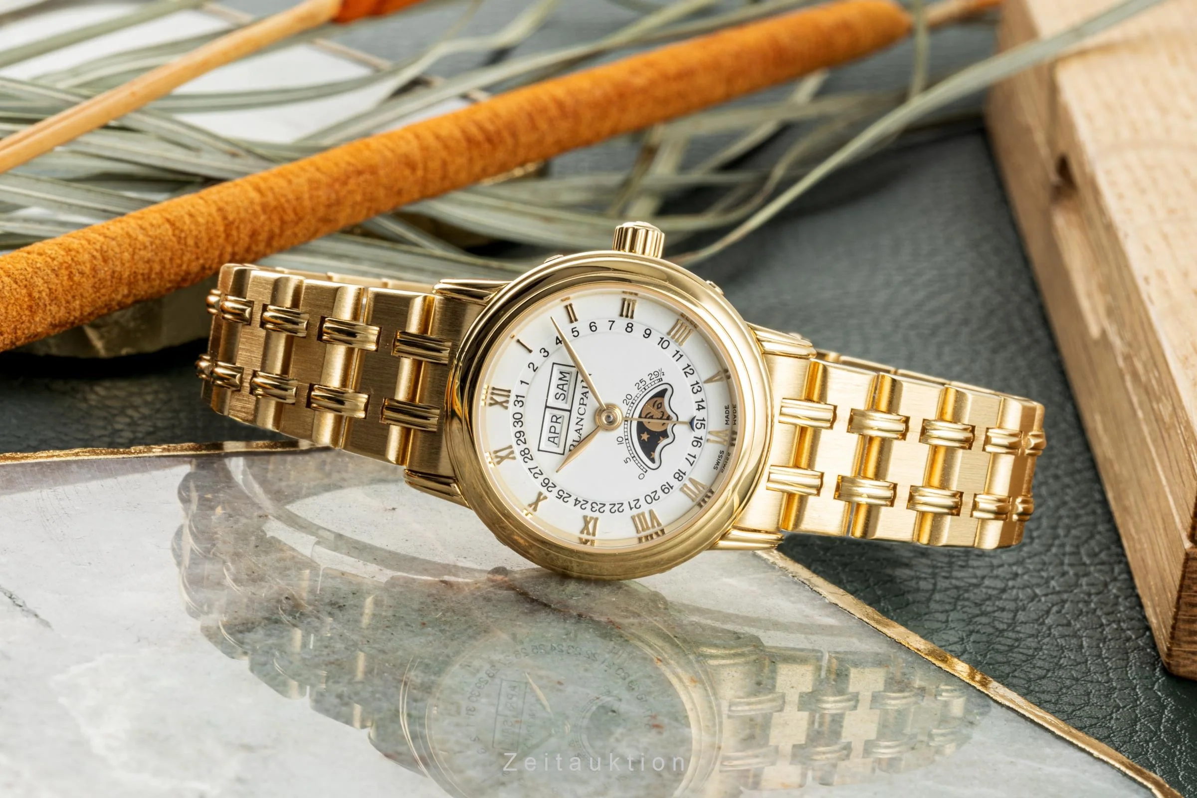Blancpain Villeret 18 ct gold automatic women's watch 6395-1418  [2108043] - Image 2