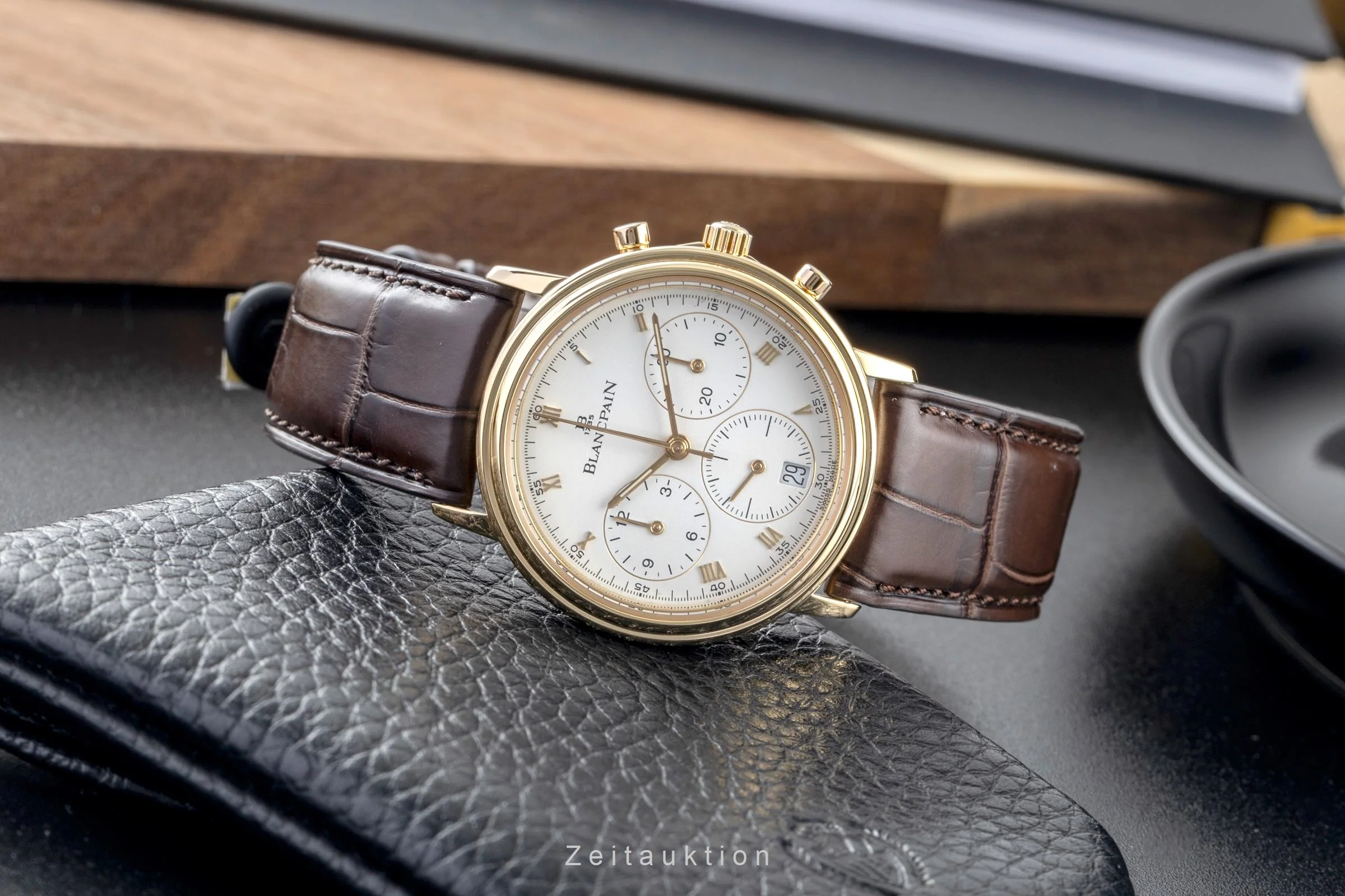 Blancpain Villeret chronograph 18 ct gold automatic men's watch 1185-9418  [2502416] - Image 3