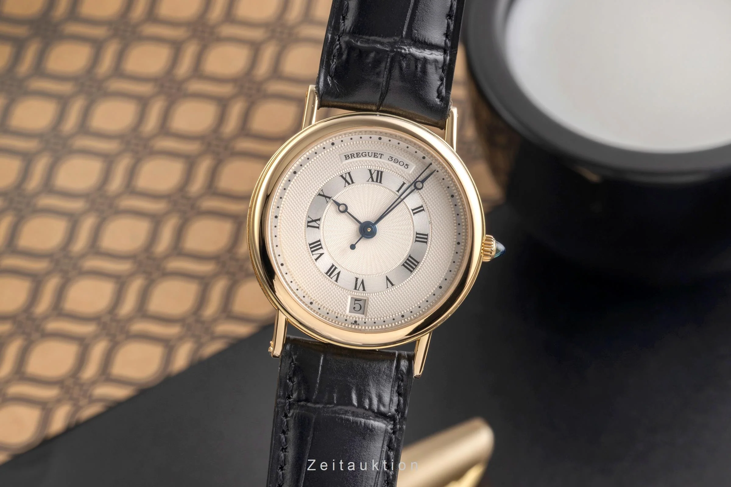 Breguet Classique 18 ct gold automatic men's watch 3320  [2504214] - Image 2
