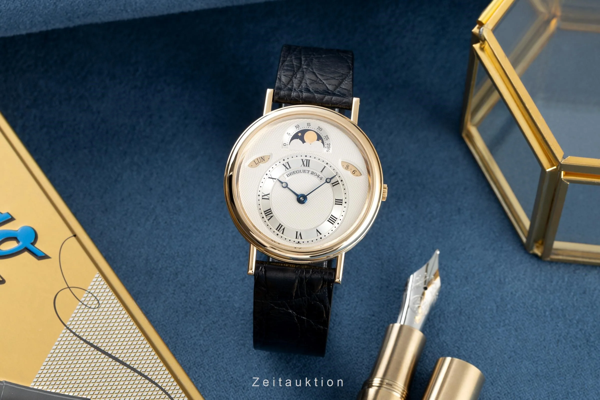 Breguet Classique 18 ct gold automatic men's watch 3330BA  [2203690] - Image 3