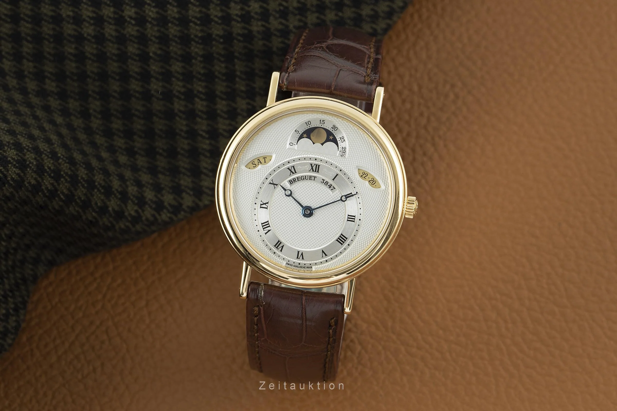 Breguet Classique 18 ct gold automatic men's watch 3337  [2107786] - Image 2