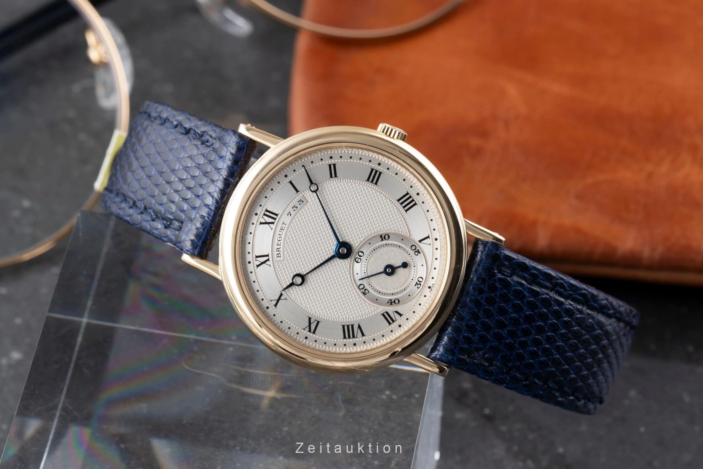Breguet Classique 18 ct gold manual winding women's watch 3210BA  [2506134] - Image 3