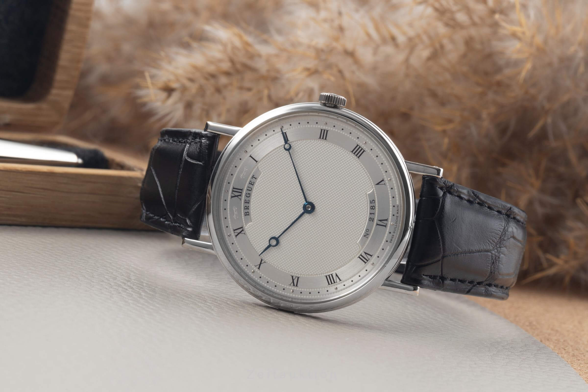Breguet Classique 18 ct white gold automatic men's watch 5157  [2500985] - Image 3