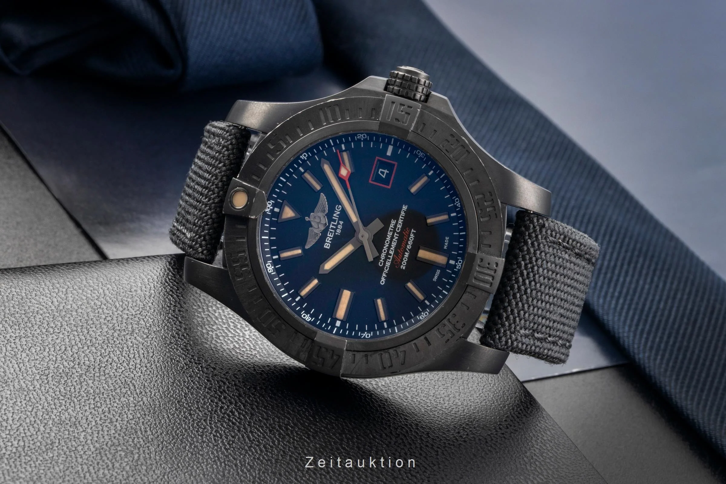 Breitling Avenger Blackbird 44 titanium automatic men's watch V17311  [2502902] - Image 3
