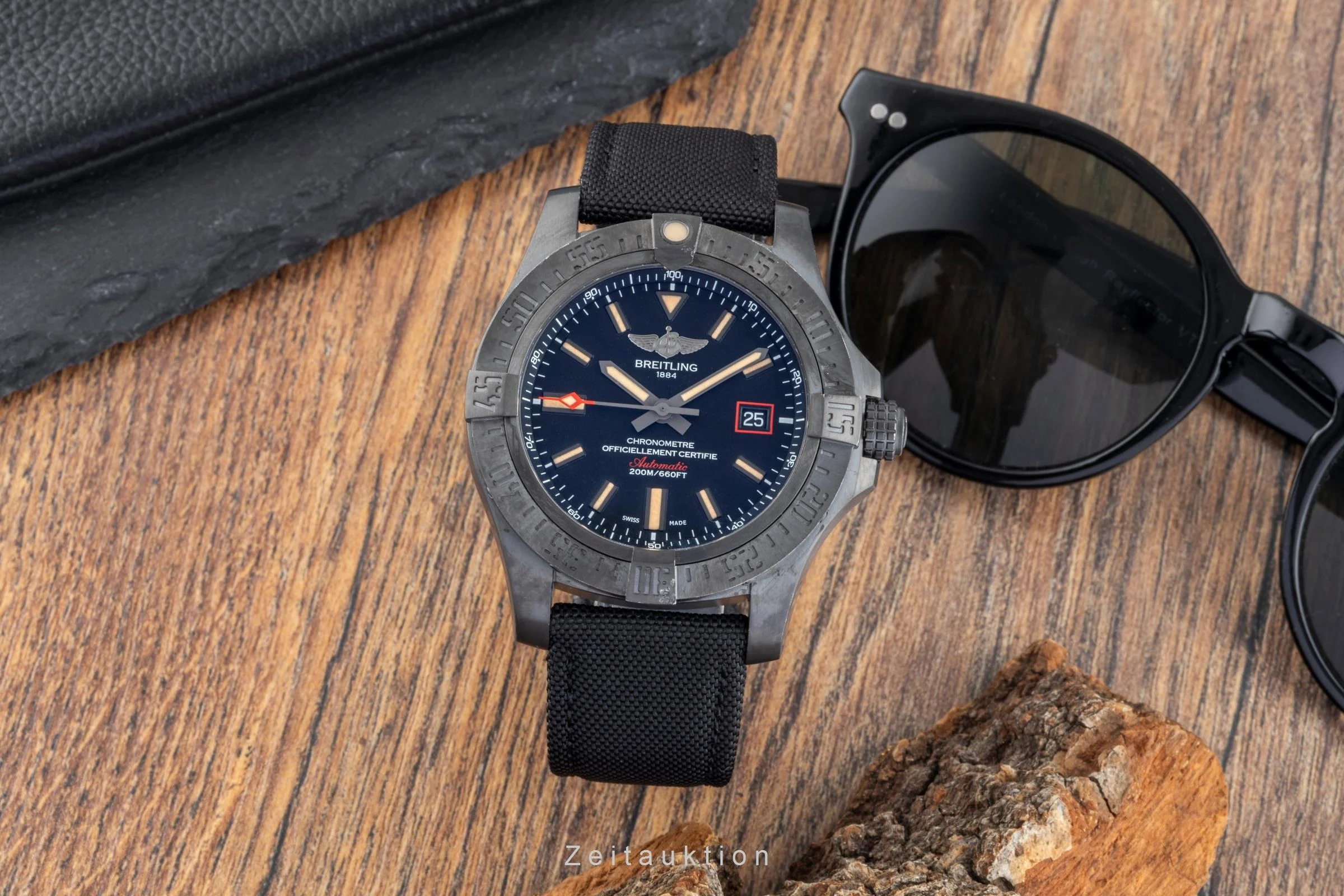 Breitling Avenger Blackbird 44 titanium automatic men's watch V17311  [2505795] - Image 4