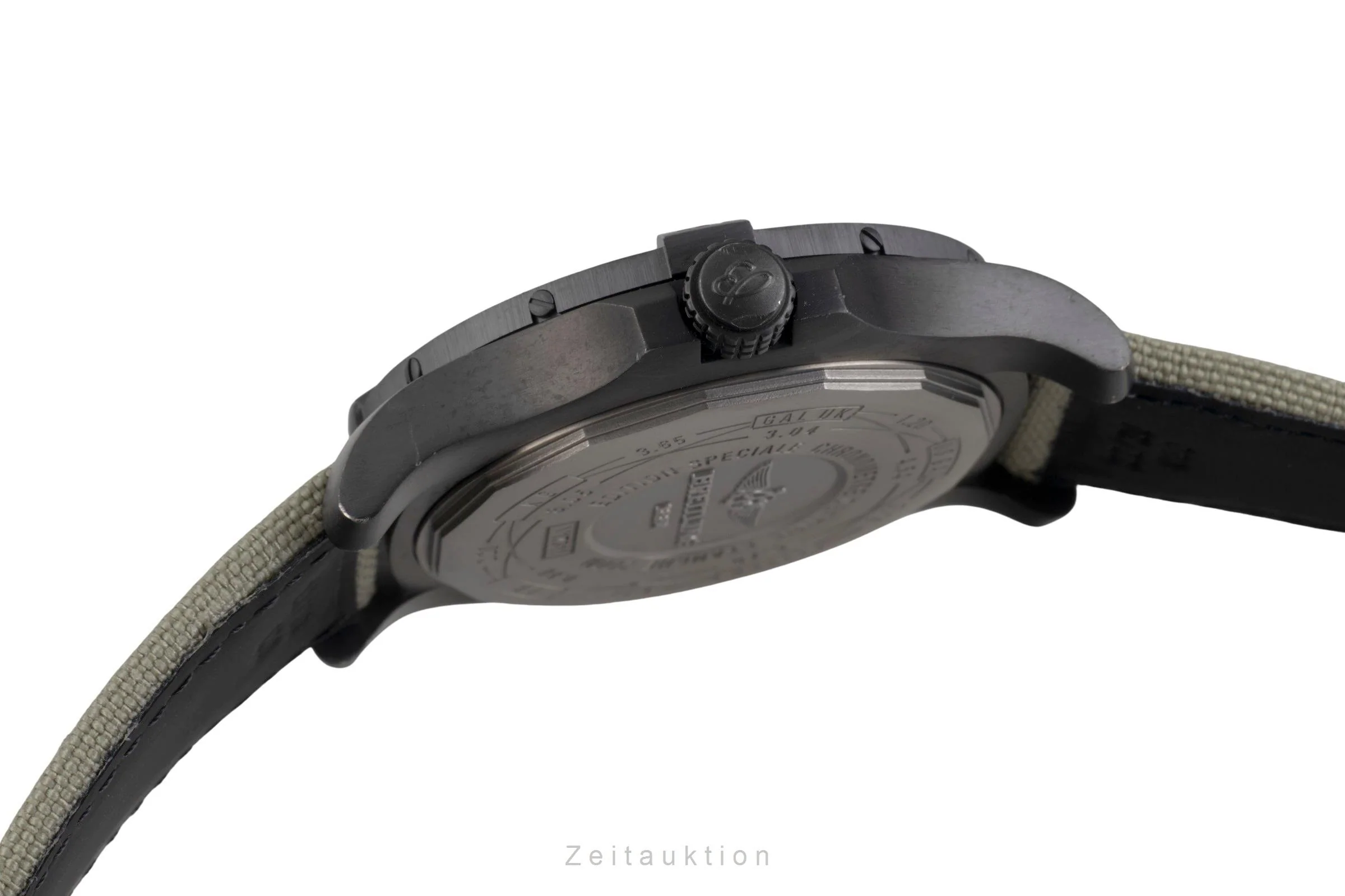 Breitling Avenger Blackbird 44 titanium automatic men's watch V1731110/BD74  [2600201] - Image 13