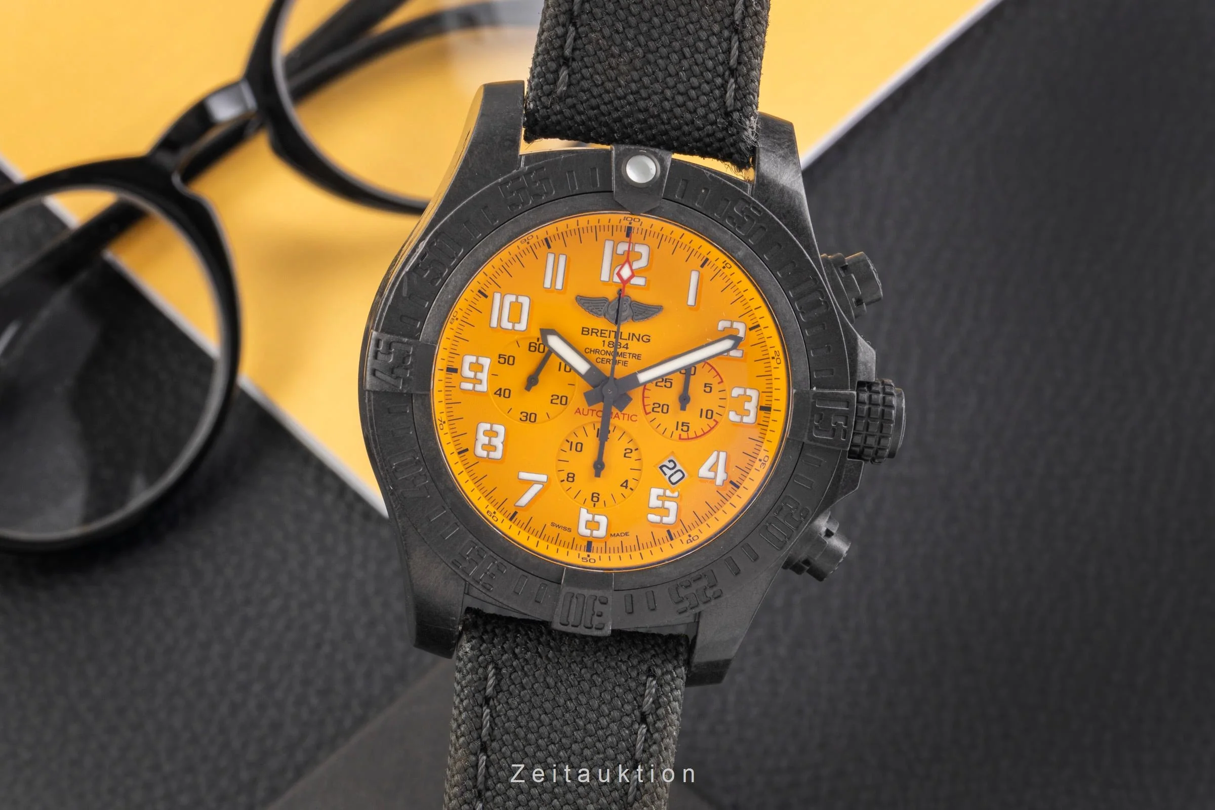 Breitling Avenger chronograph breitlight automatic men's watch XB0170  [2504654] - Image 2