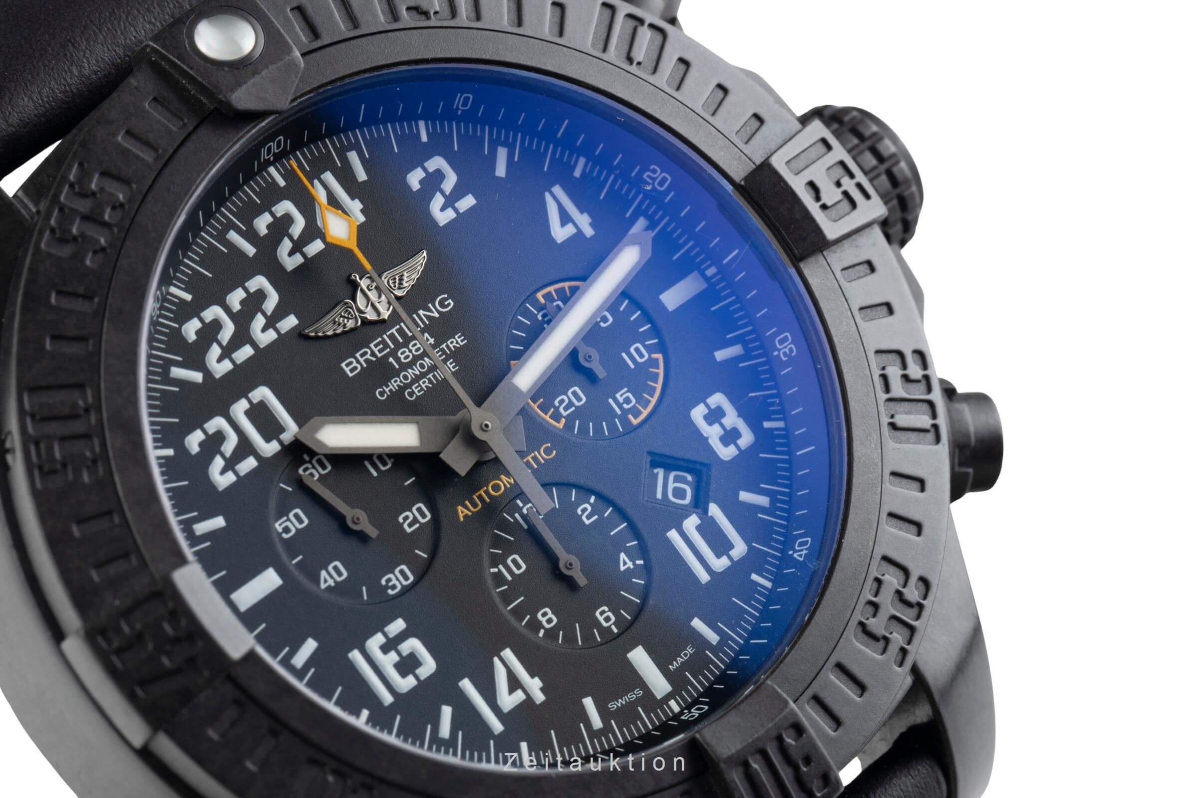 Breitling Avenger chronograph breitlight automatic men's watch XB1210 LP: 7650EUR  [2404675] - Image 11