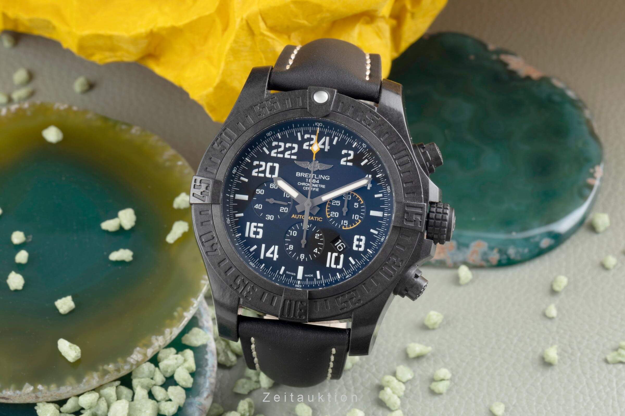 Breitling Avenger chronograph breitlight automatic men's watch XB1210 LP: 7650EUR  [2404675] - Image 3