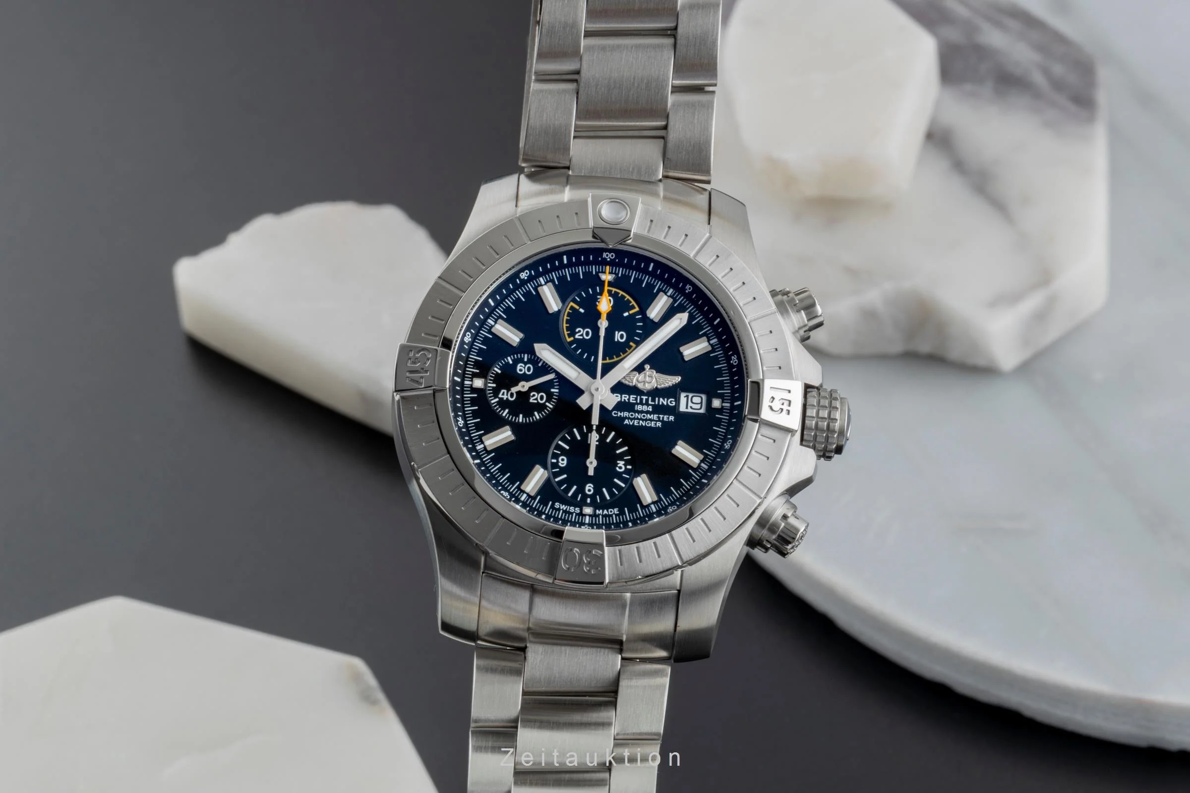 Breitling Avenger chronograph steel automatic men's watch A13317  [2505744] - Image 2