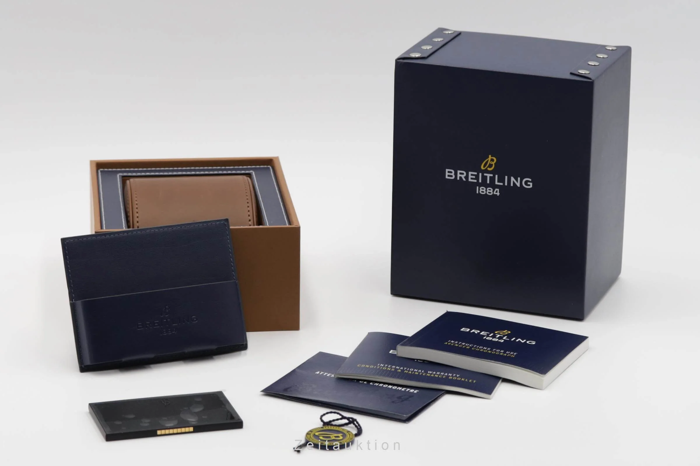 Breitling Avenger chronograph steel automatic men's watch A13385101B1A1 LP: 5850EUR  [2501756] - Image 9