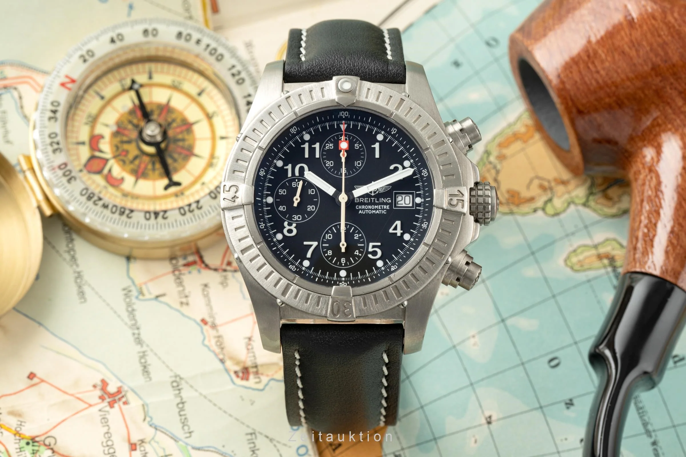 Breitling Avenger chronograph titanium automatic men's watch E13360 LP: 5100EUR  [2200311] - Image 3