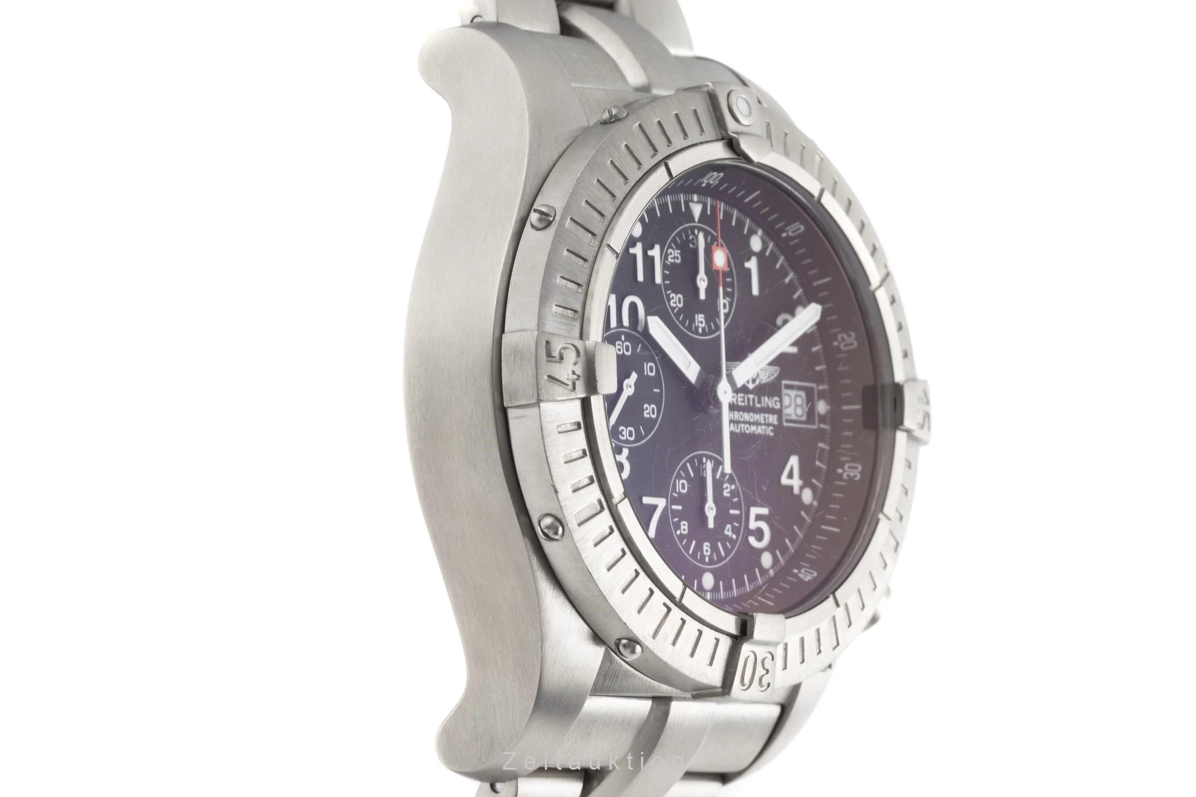 Breitling Avenger chronograph titanium automatic men's watch E13360  [2206762] - Image 7