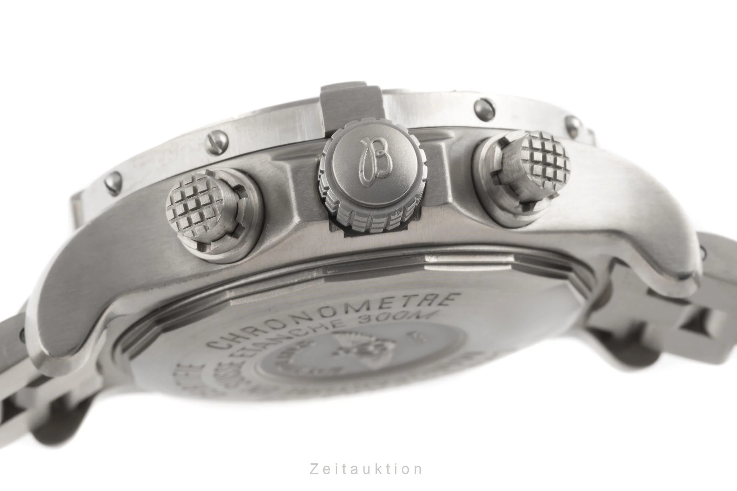 Breitling Avenger chronograph titanium automatic men's watch E13360  [2206762] - Image 9