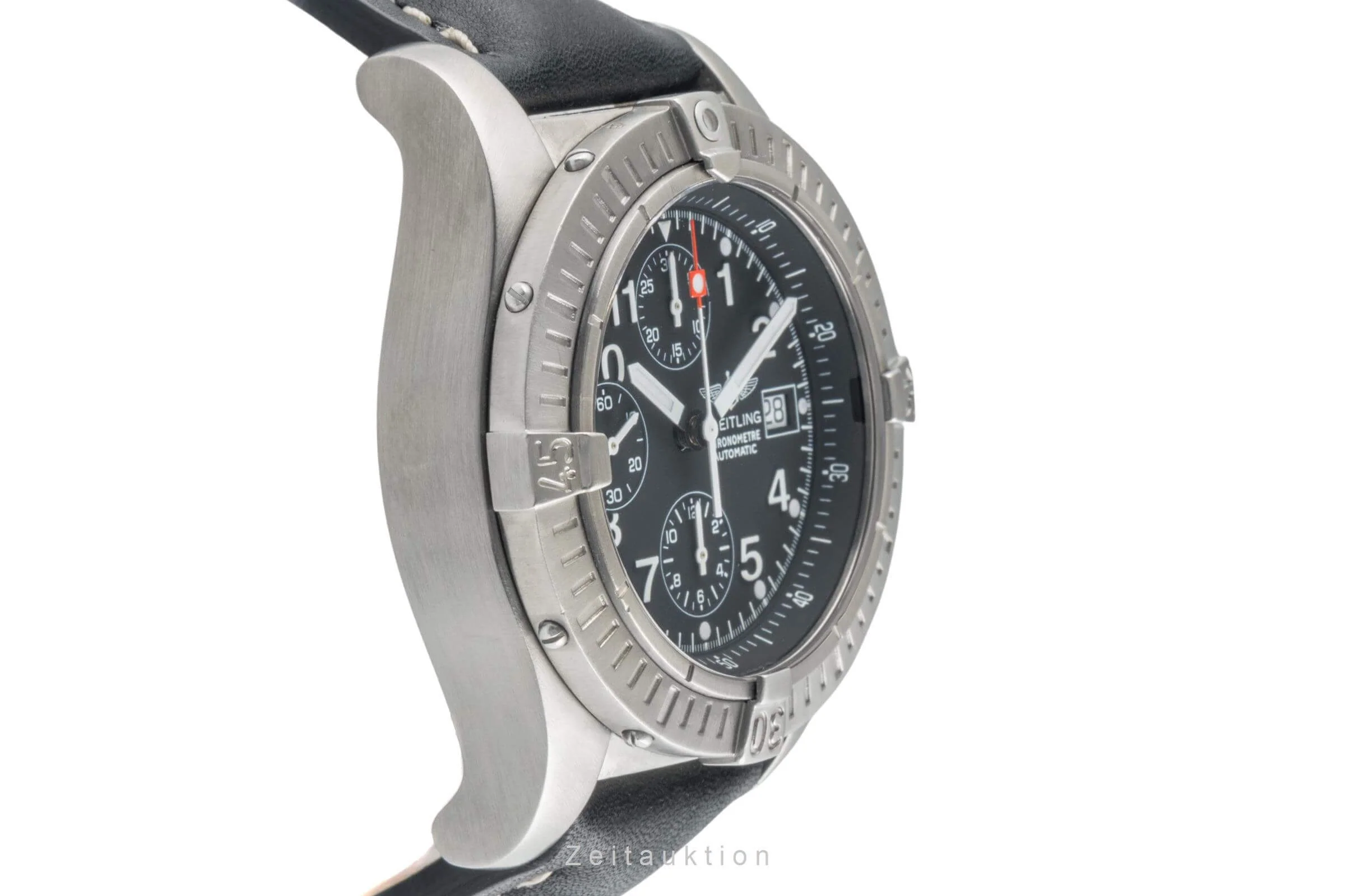 Breitling Avenger chronograph titanium automatic men's watch E13360 LP: 7900EUR  [2402385] - Image 7