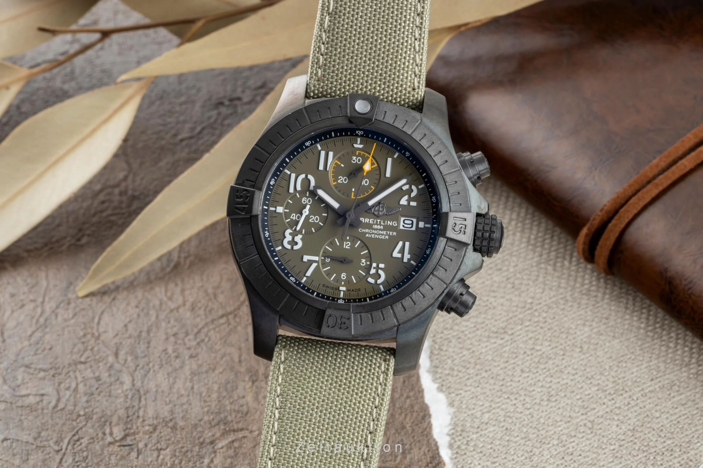 Breitling Avenger chronograph titanium automatic men's watch V13317101L1X1 LP: 6550EUR  [2506856] - Image 2
