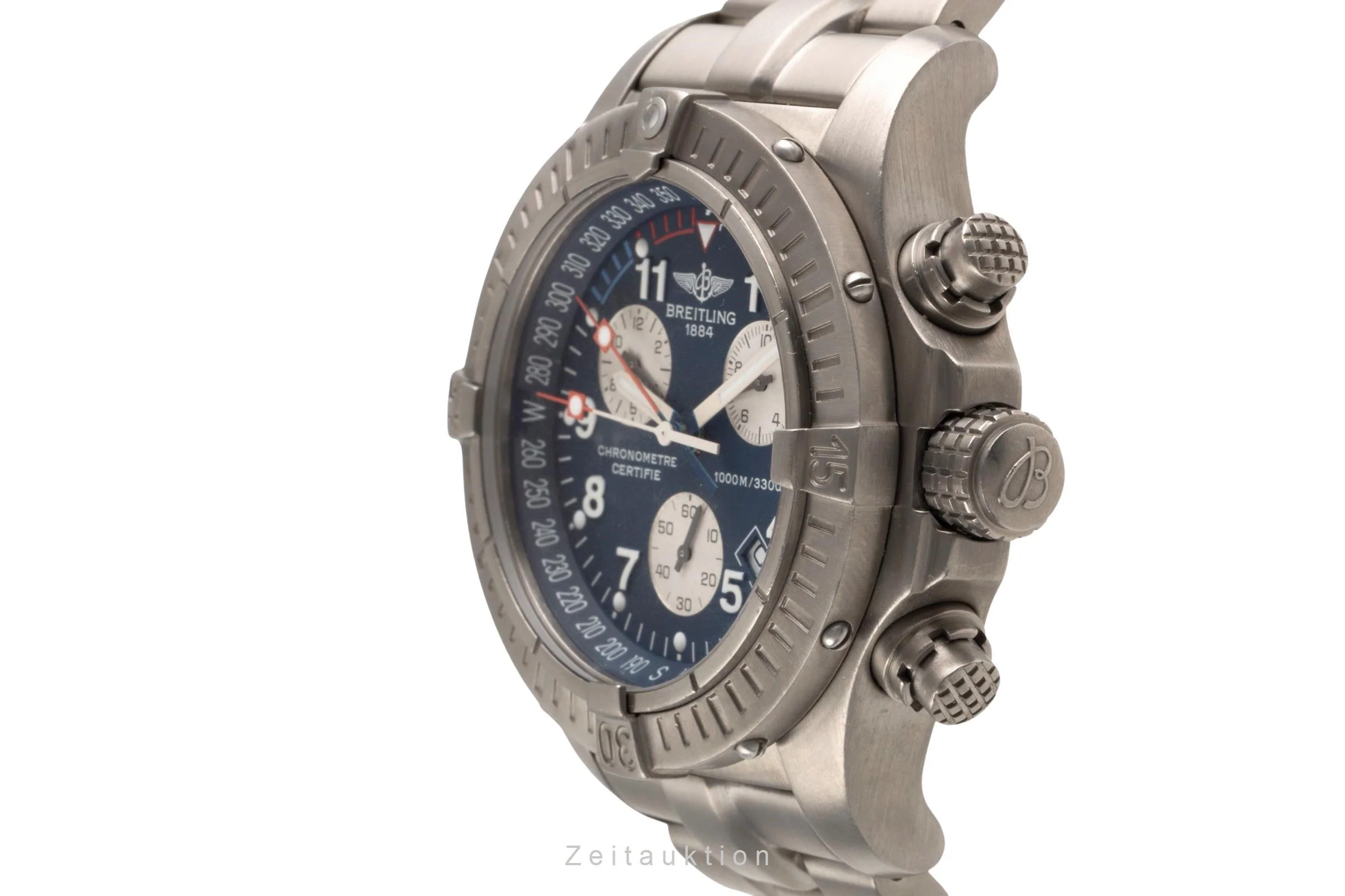 Breitling Avenger chronograph titanium quartz men's watch E73360  [2400390] - Image 6