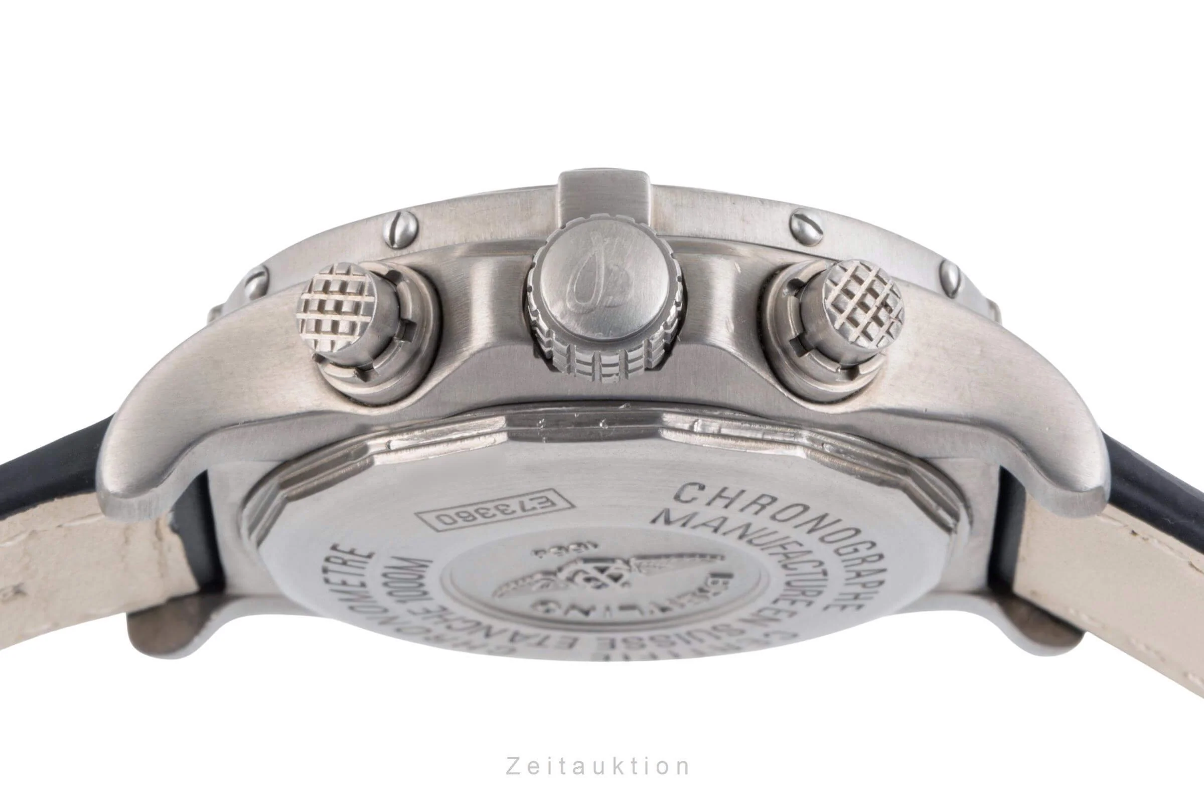 Breitling Avenger chronograph titanium quartz men's watch E73360  [2406214] - Image 11
