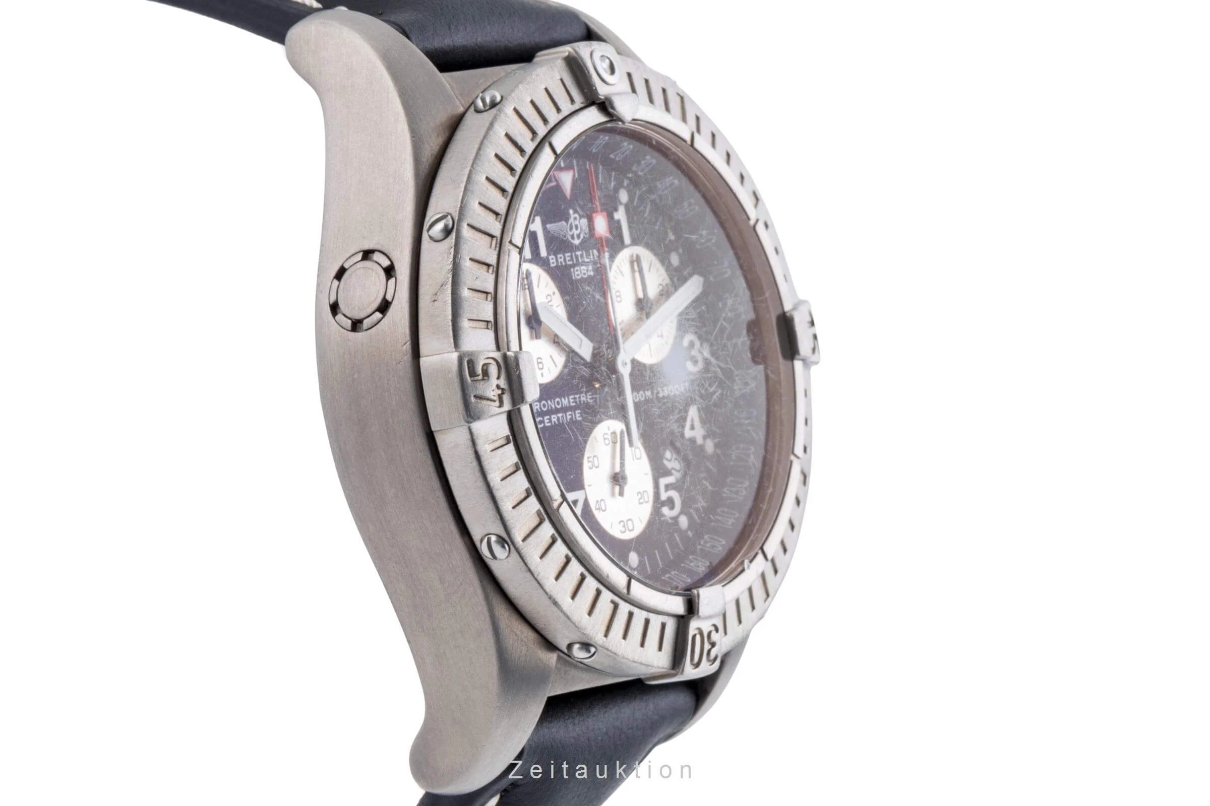 Breitling Avenger chronograph titanium quartz men's watch E73360  [2406214] - Image 8