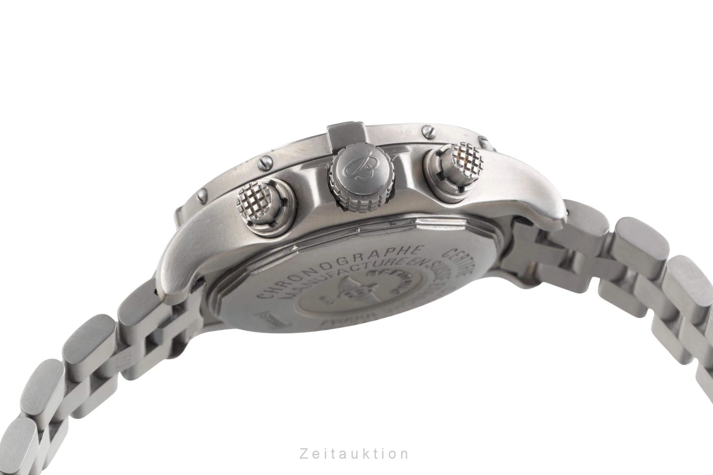 Breitling Avenger chronograph titanium quartz men's watch E73360  [2500379] - Image 11