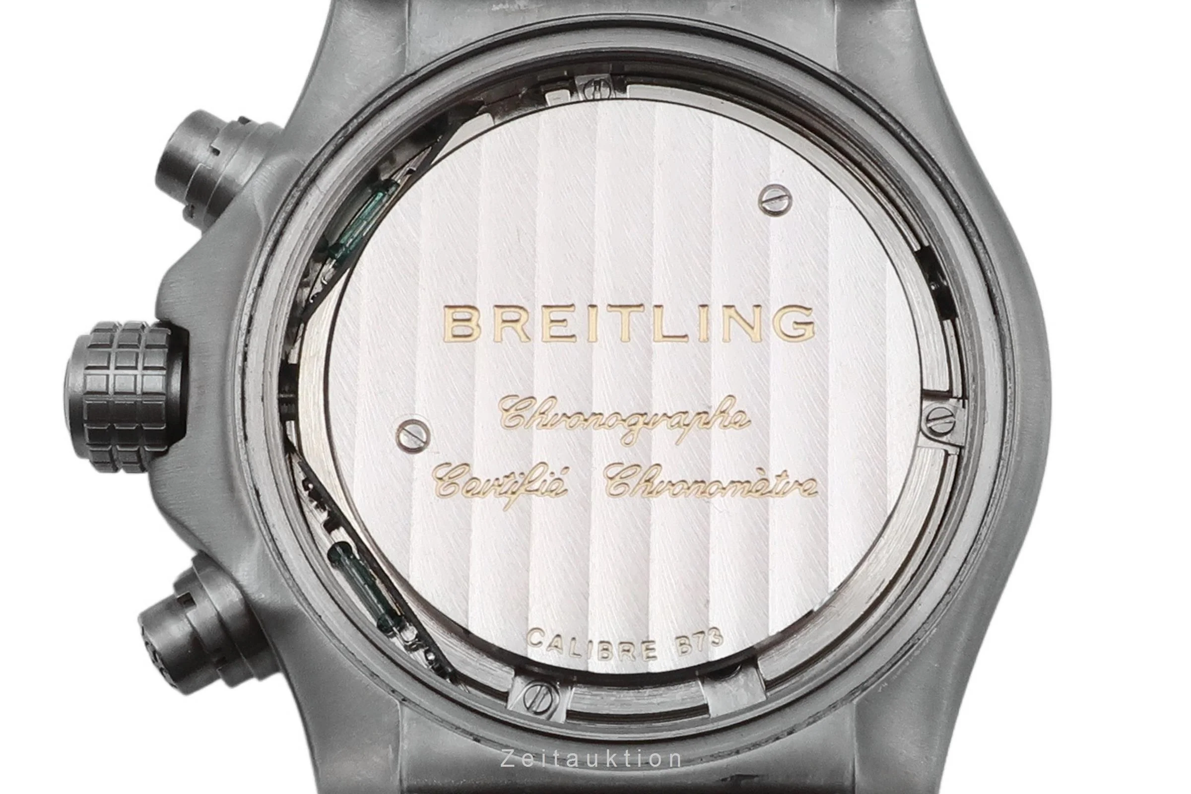 Breitling Avenger chronograph titanium quartz men's watch E73360  [2600500] - Image 14