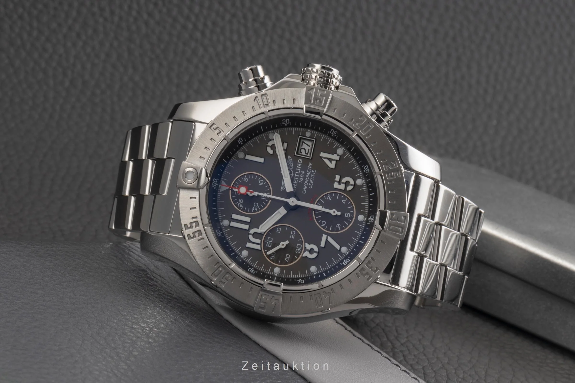 Breitling Avenger II chronograph steel automatic men's watch A13380  [2503950] - Image 3