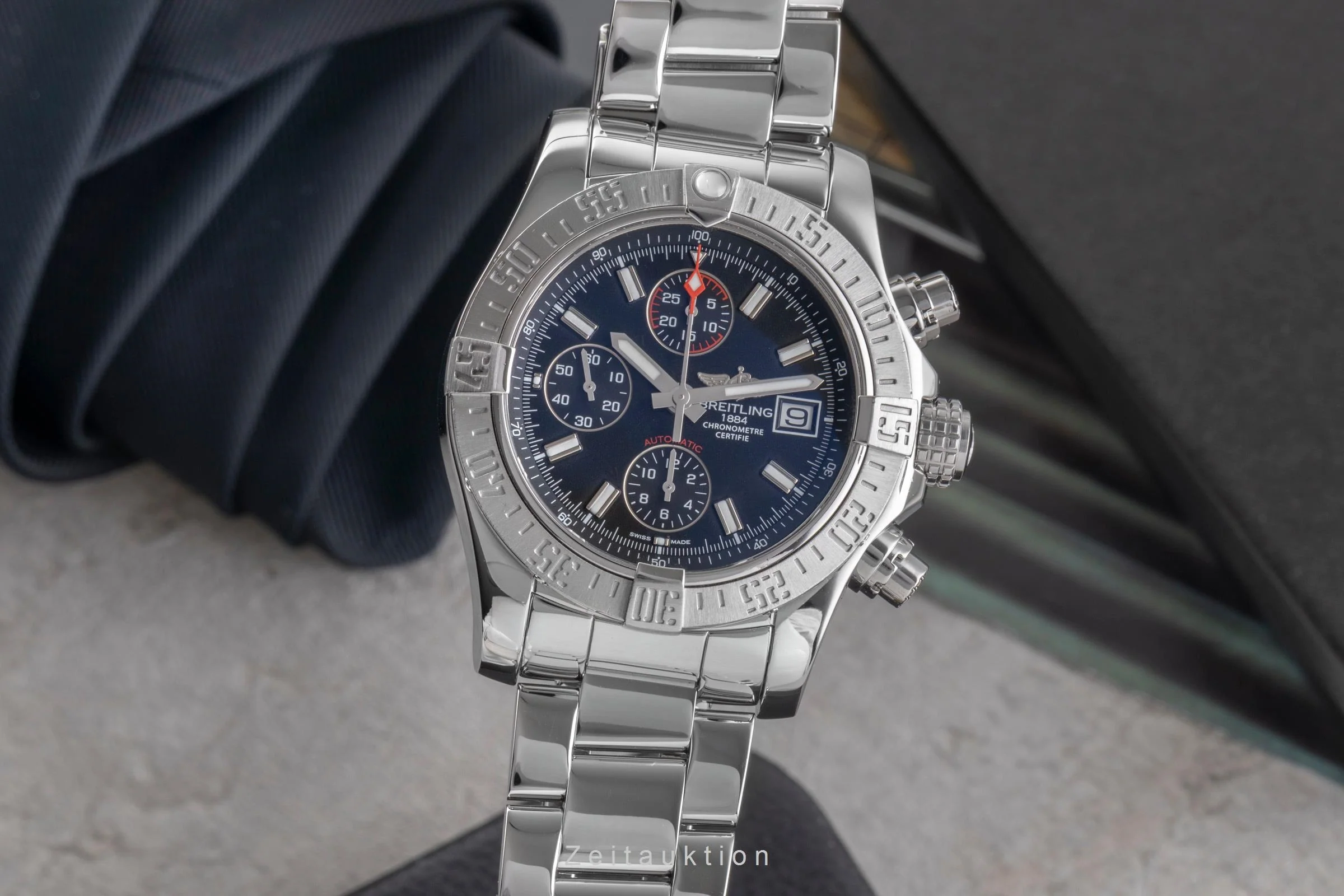 Breitling Avenger II chronograph steel automatic men's watch A13381 11/BC32  [2505407] - Image 2