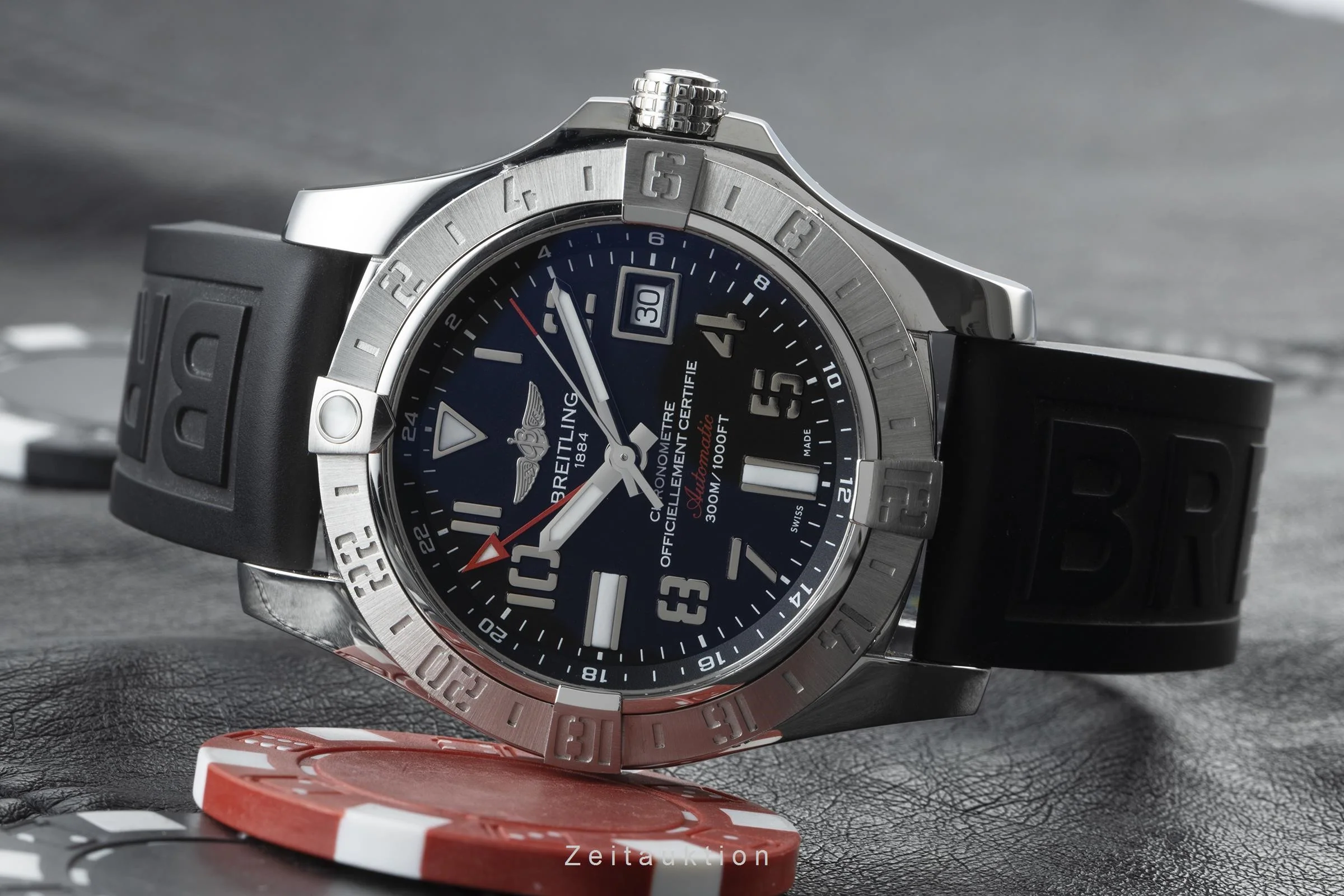 Breitling Avenger II GMT steel automatic men's watch A32390 LP: 3950EUR  [2200290] - Image 2