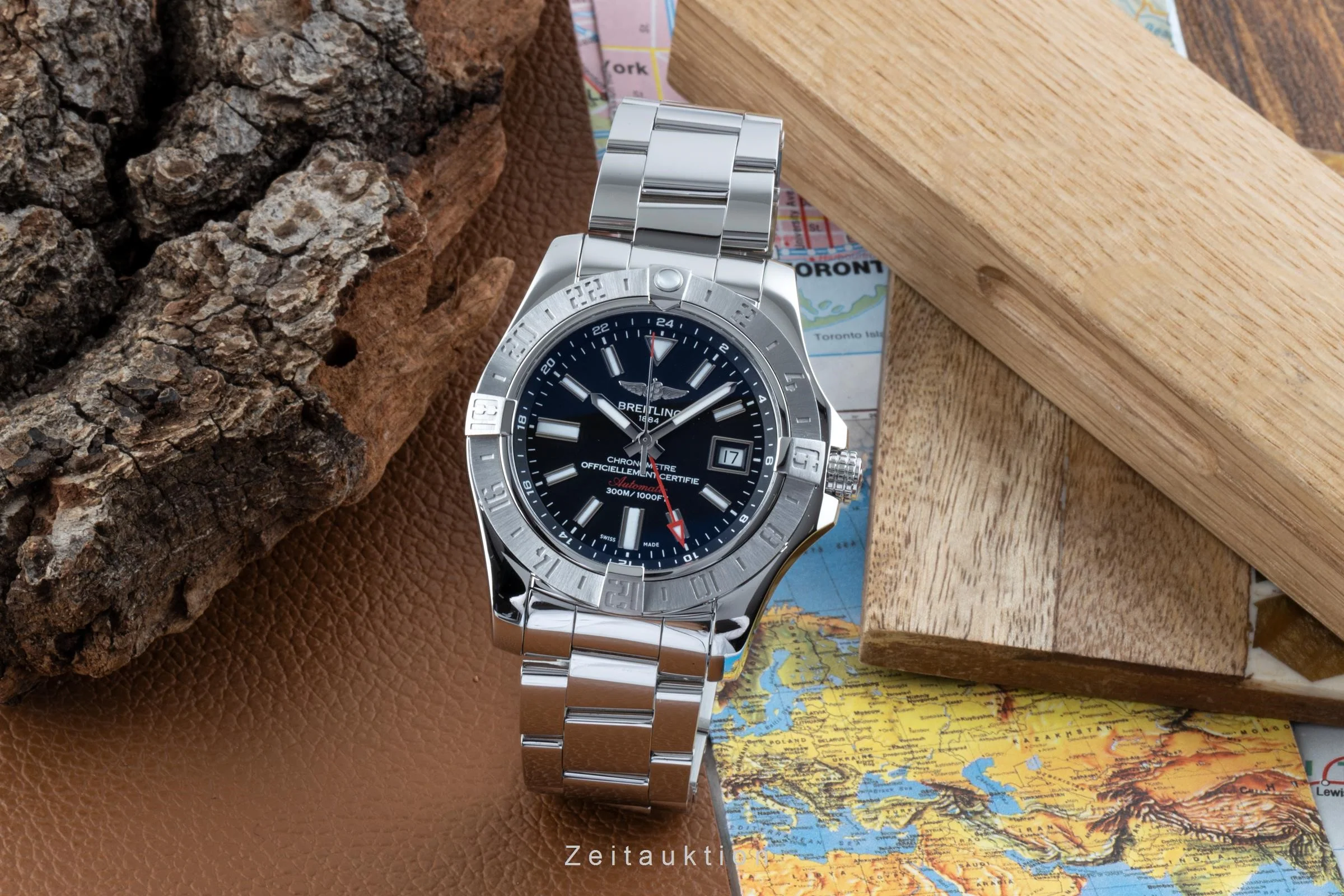 Breitling Avenger II GMT steel automatic men's watch A32390 LP: 3960EUR  [2207039] - Image 3