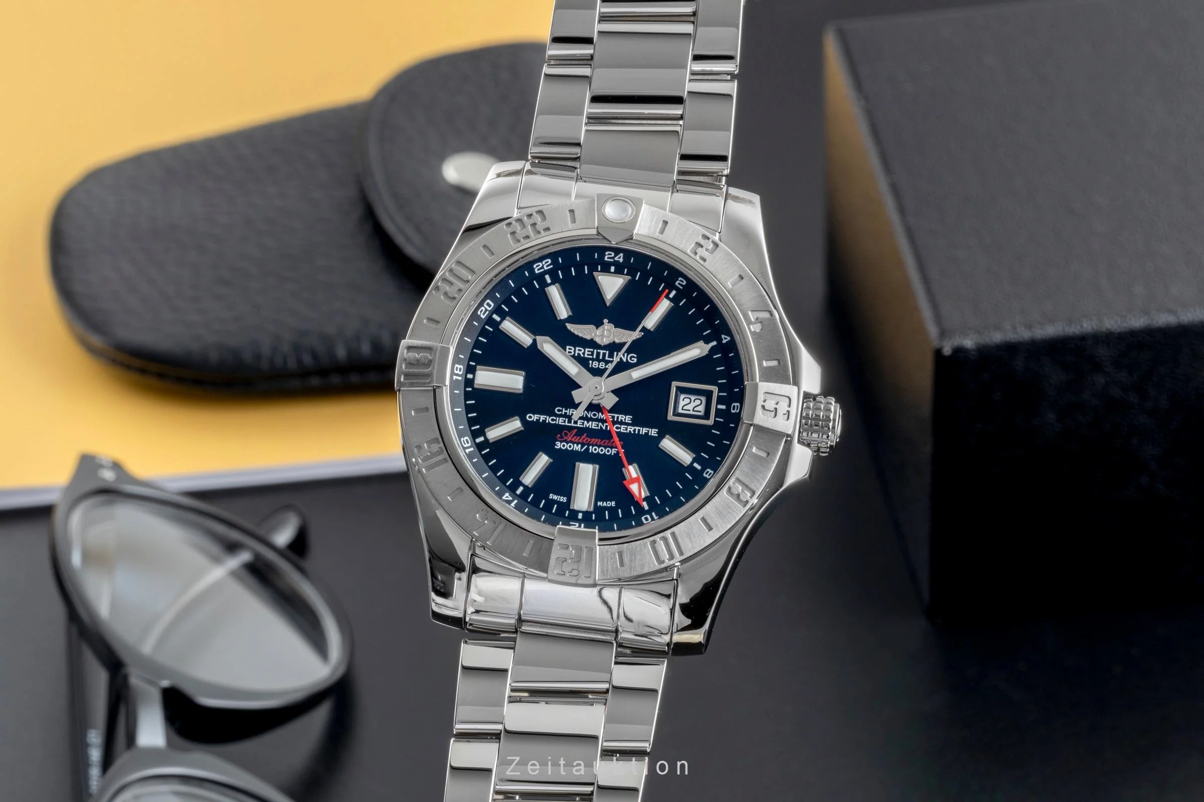 Breitling Avenger II GMT steel automatic men's watch A32390111B1A1  [2506741] - Image 2