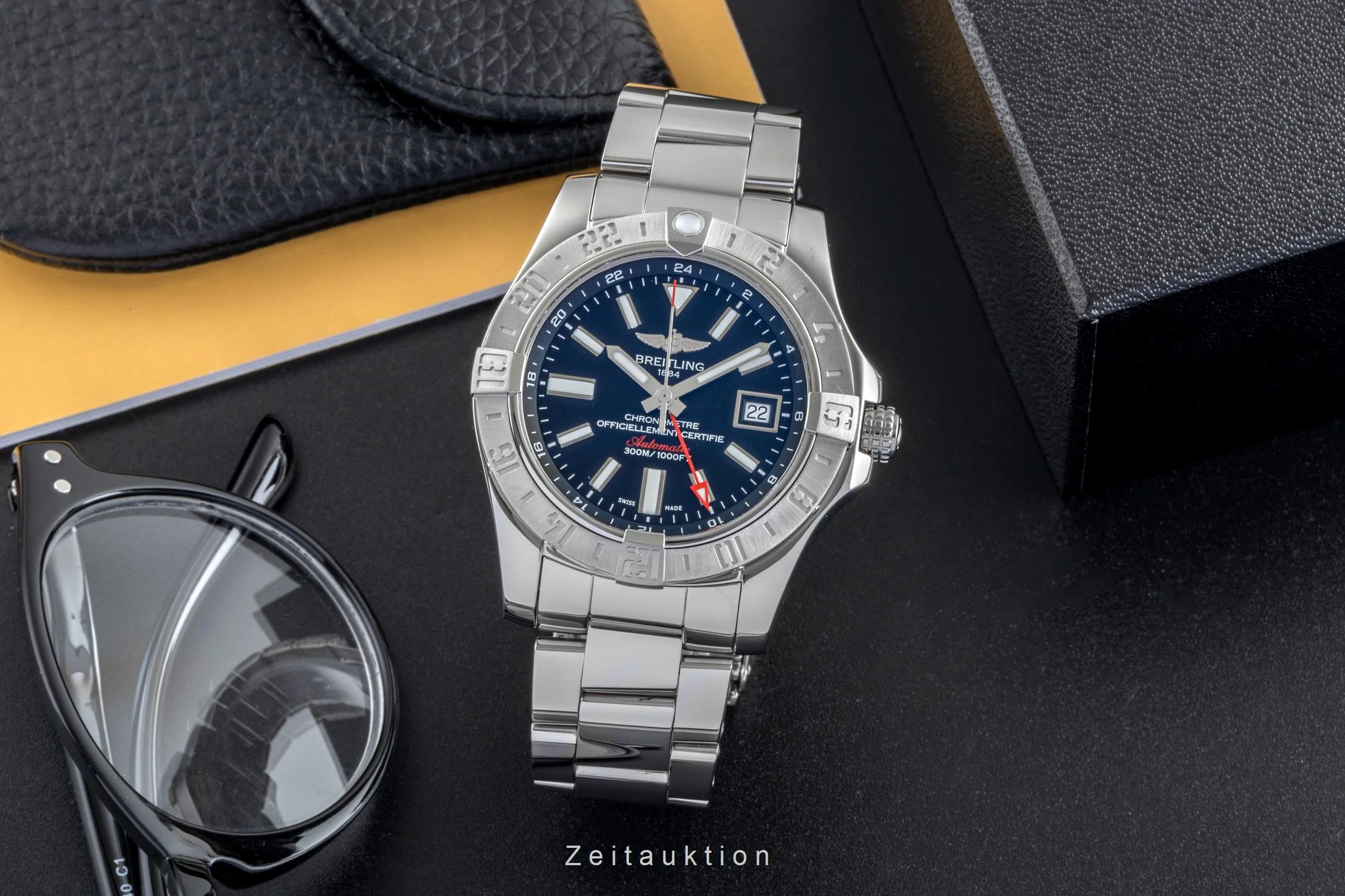Breitling Avenger II GMT steel automatic men's watch A32390111B1A1  [2506741] - Image 4