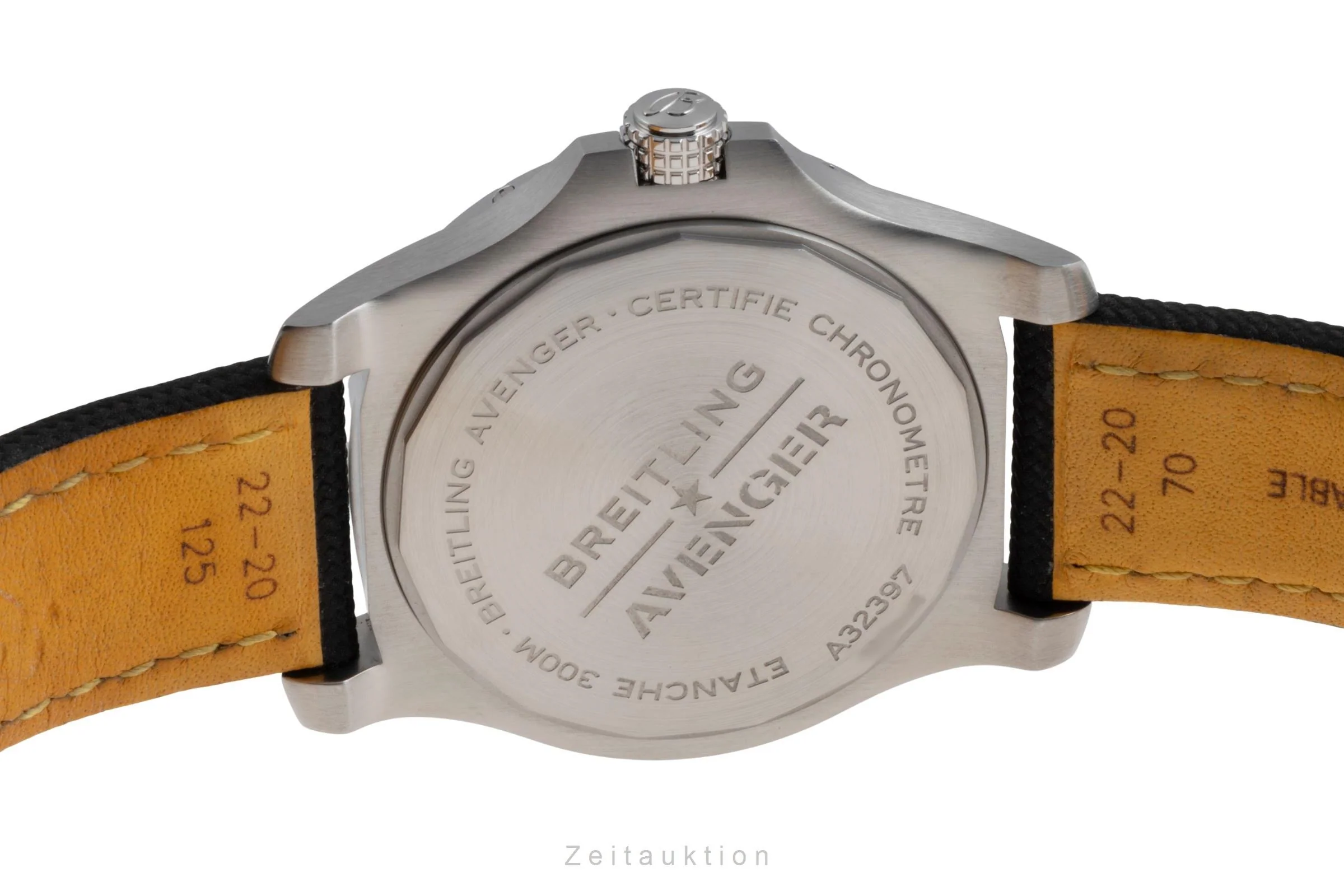 Breitling Avenger II GMT steel automatic men's watch A32397101A1X1  [2505626] - Image 11