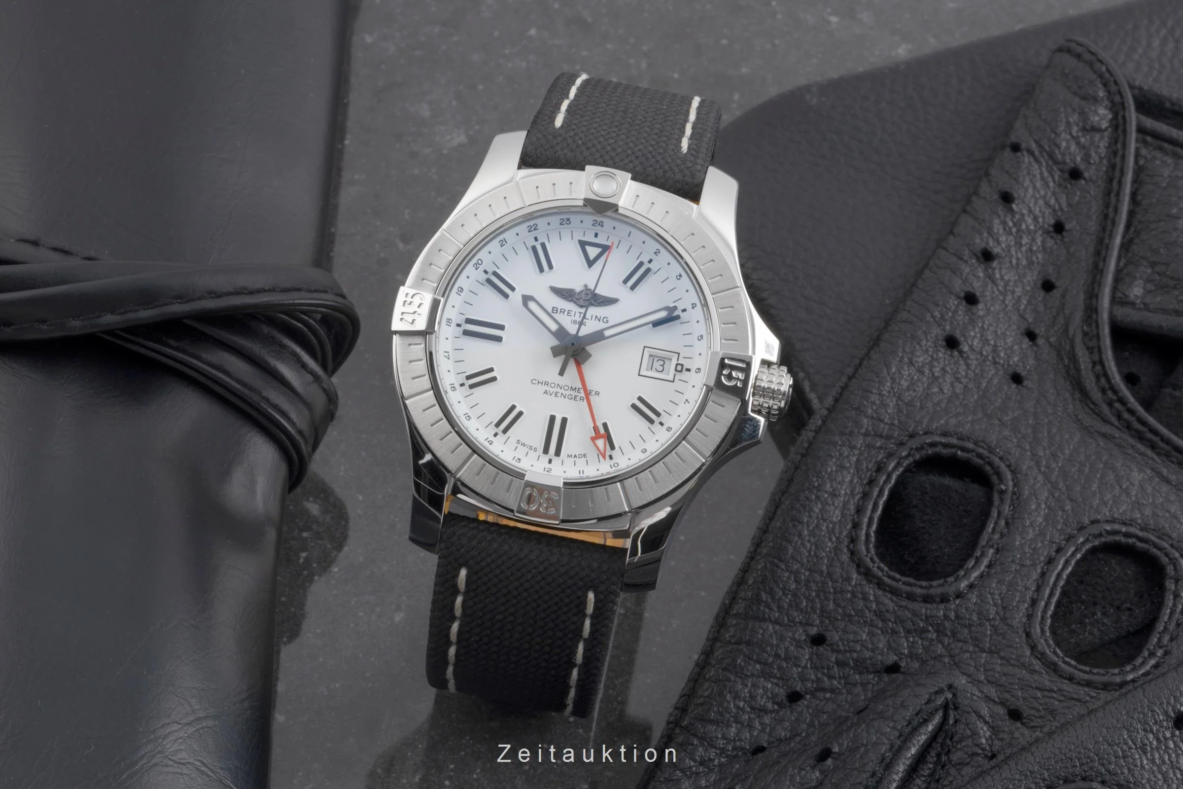 Breitling Avenger II GMT steel automatic men's watch A32397101A1X1  [2505626] - Image 4