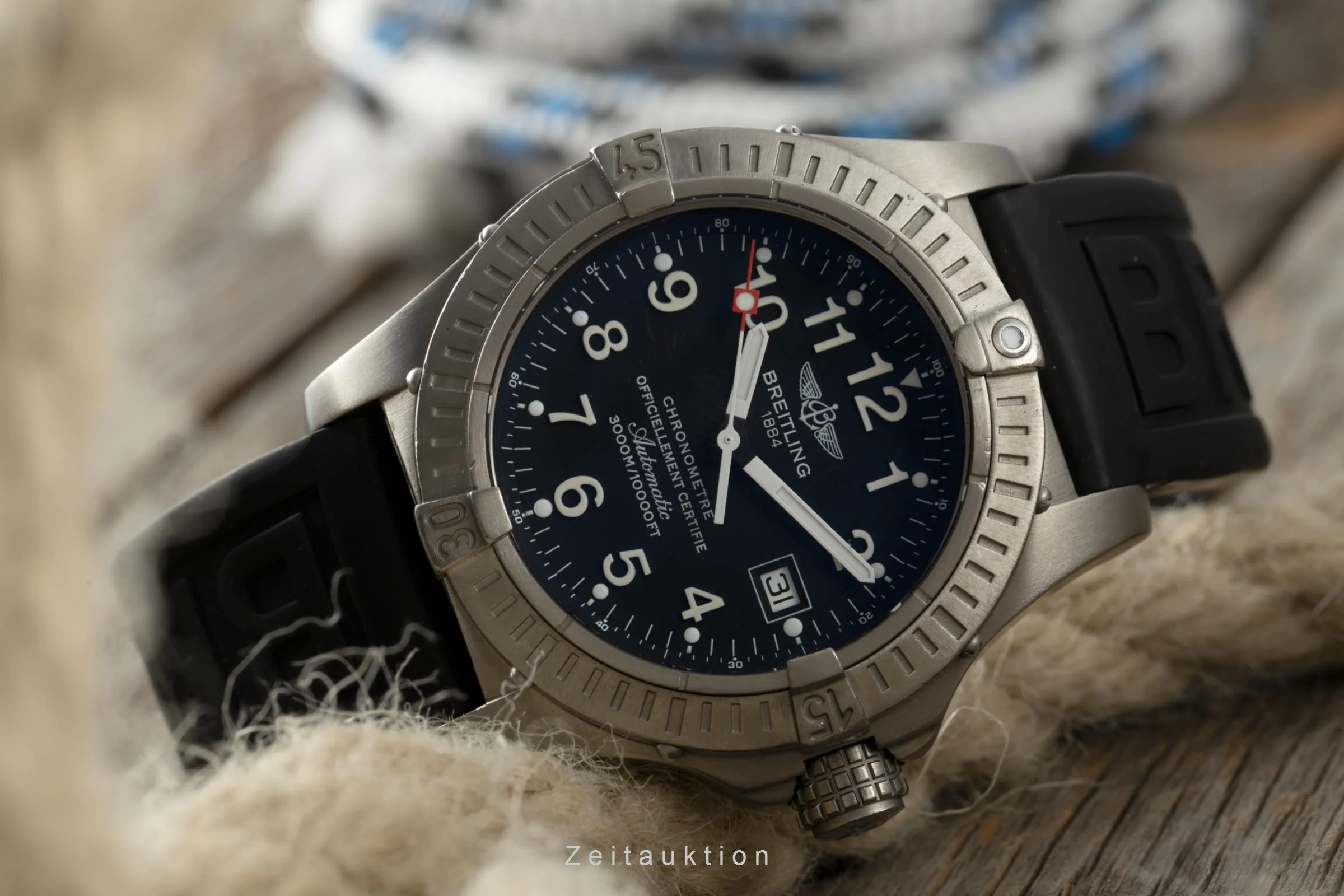 Breitling Avenger Seawolf titanium automatic men's watch E17370  [2110616] - Image 2