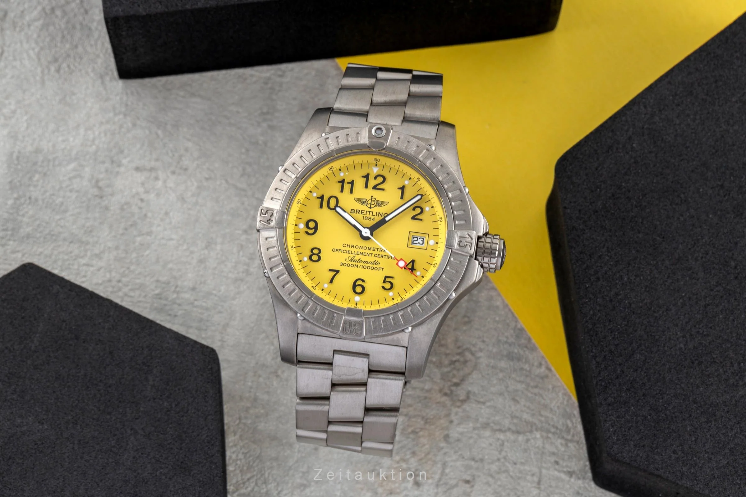 Breitling Avenger Seawolf titanium automatic men's watch E17370  [2503473] - Image 4